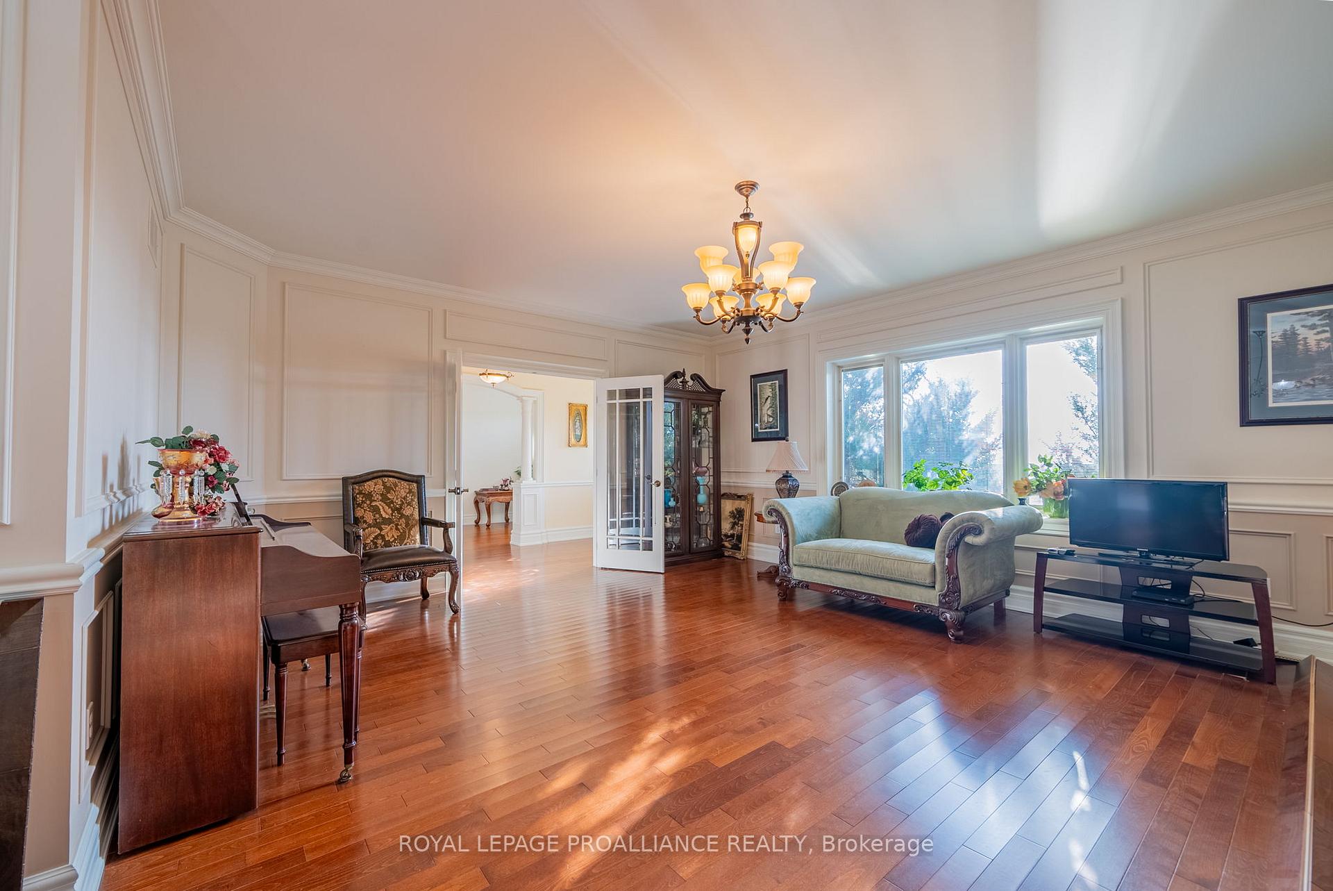Photo 8 of 3625 Concession #7 Road, Clarington, Rural Clarington — HOMEH