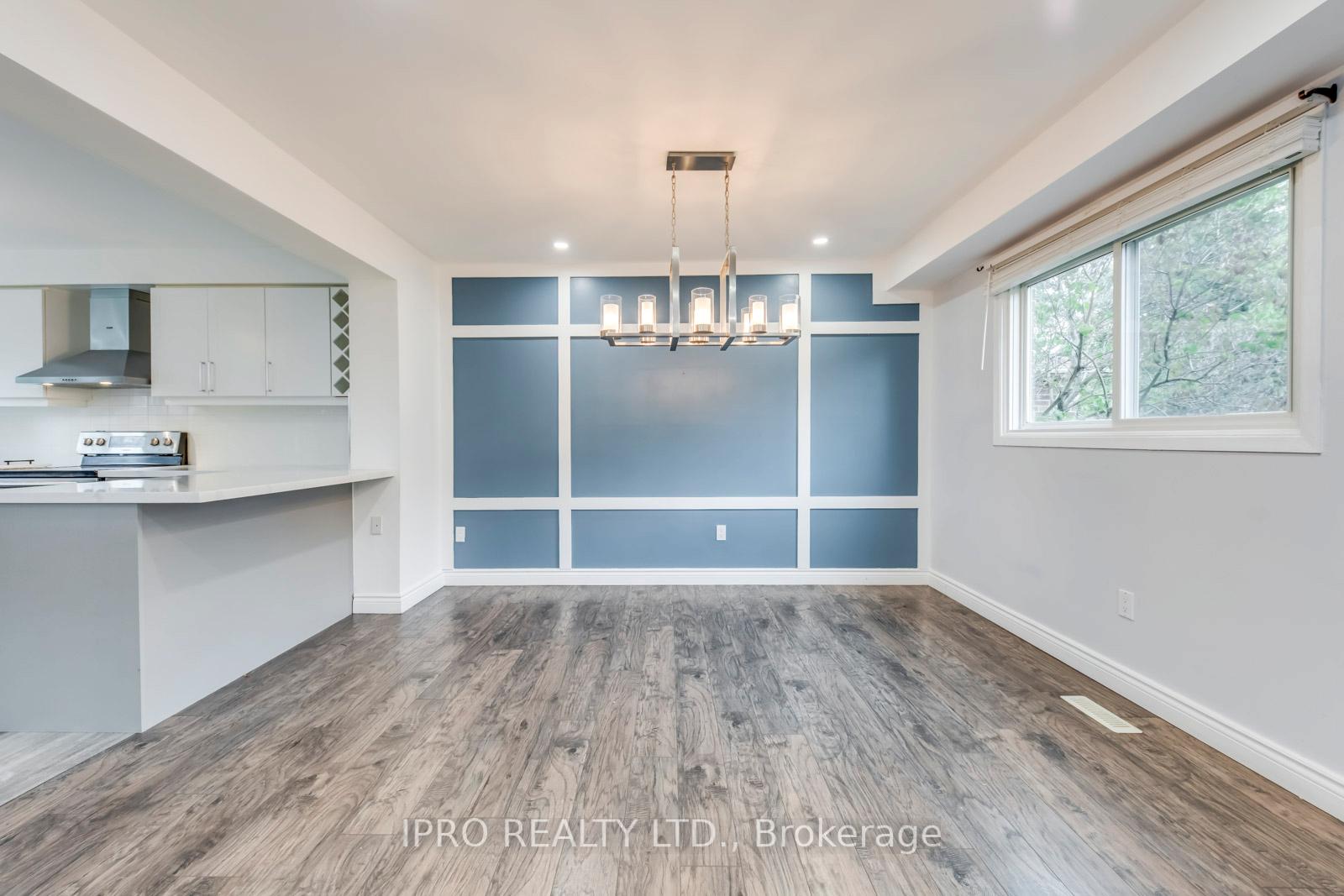 Photo 17 of 7 Wright Crescent, Ajax, Central — HOMEH