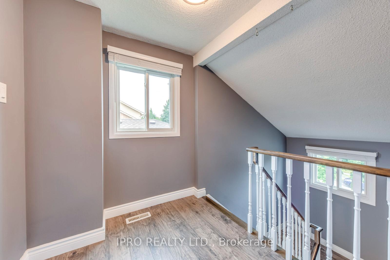 Photo 32 of 7 Wright Crescent, Ajax, Central — HOMEH