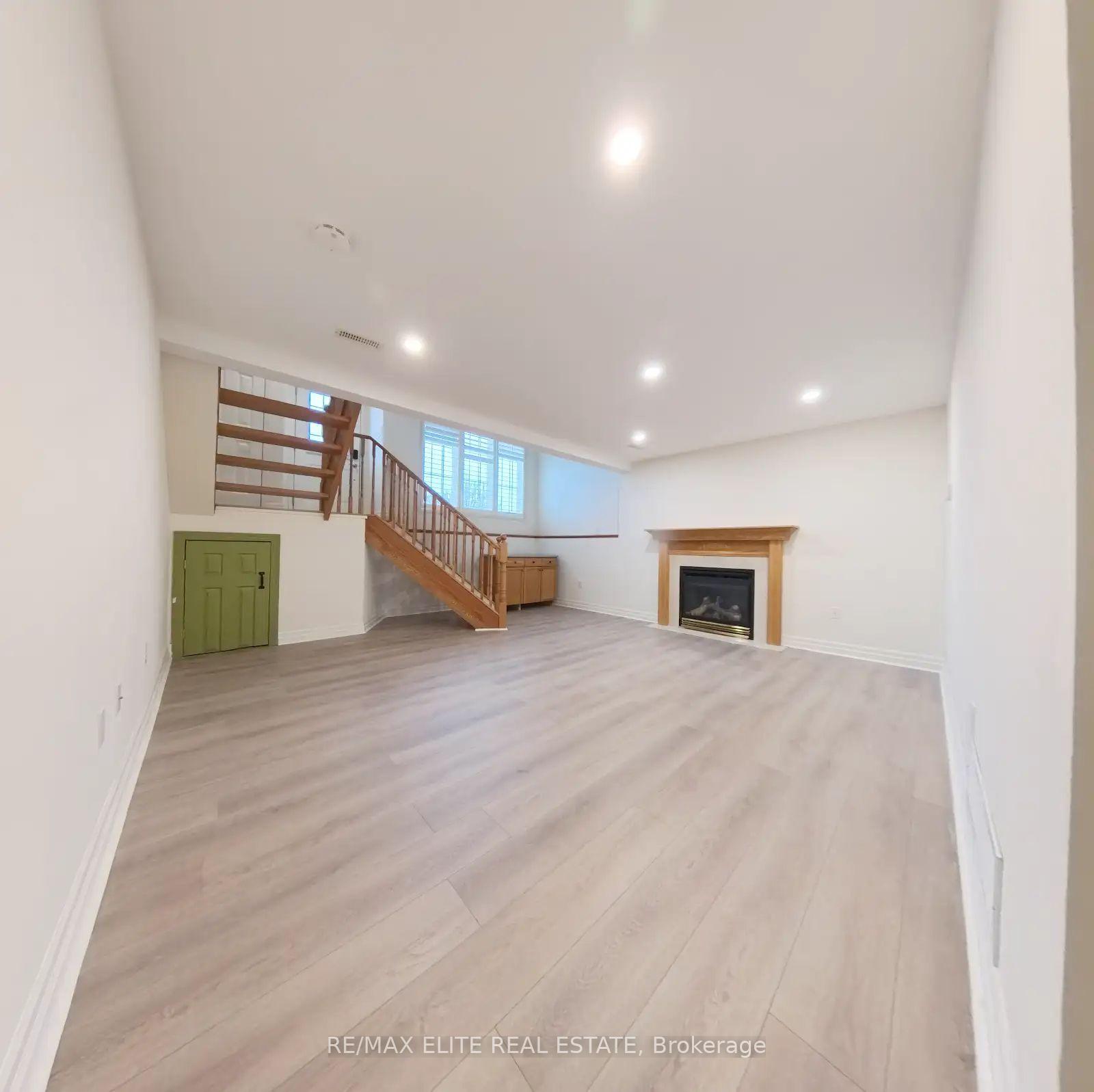 Photo 3 of 227 Country Lane, Barrie, Painswick South — HOMEH