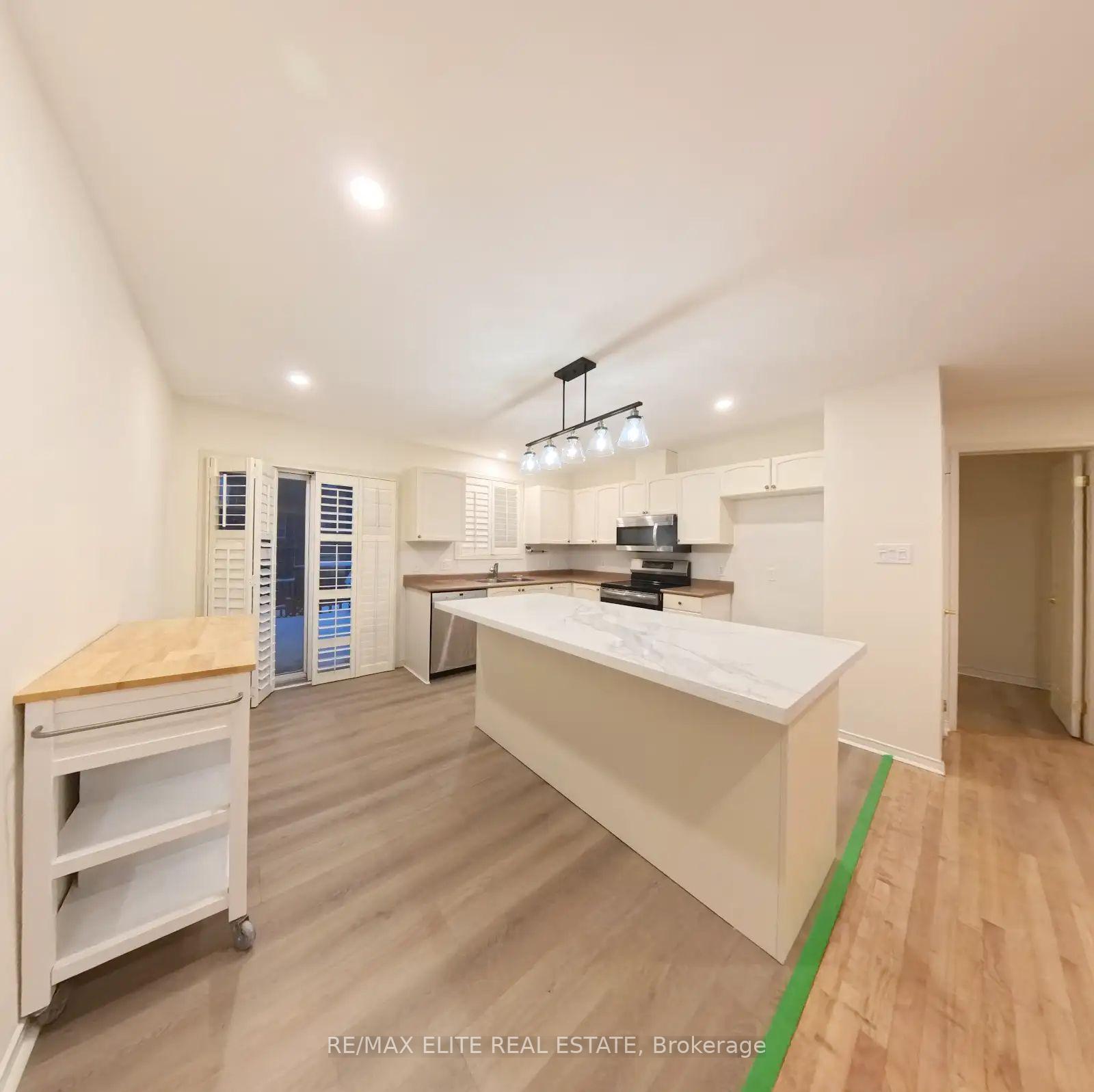 Photo 4 of 227 Country Lane, Barrie, Painswick South — HOMEH