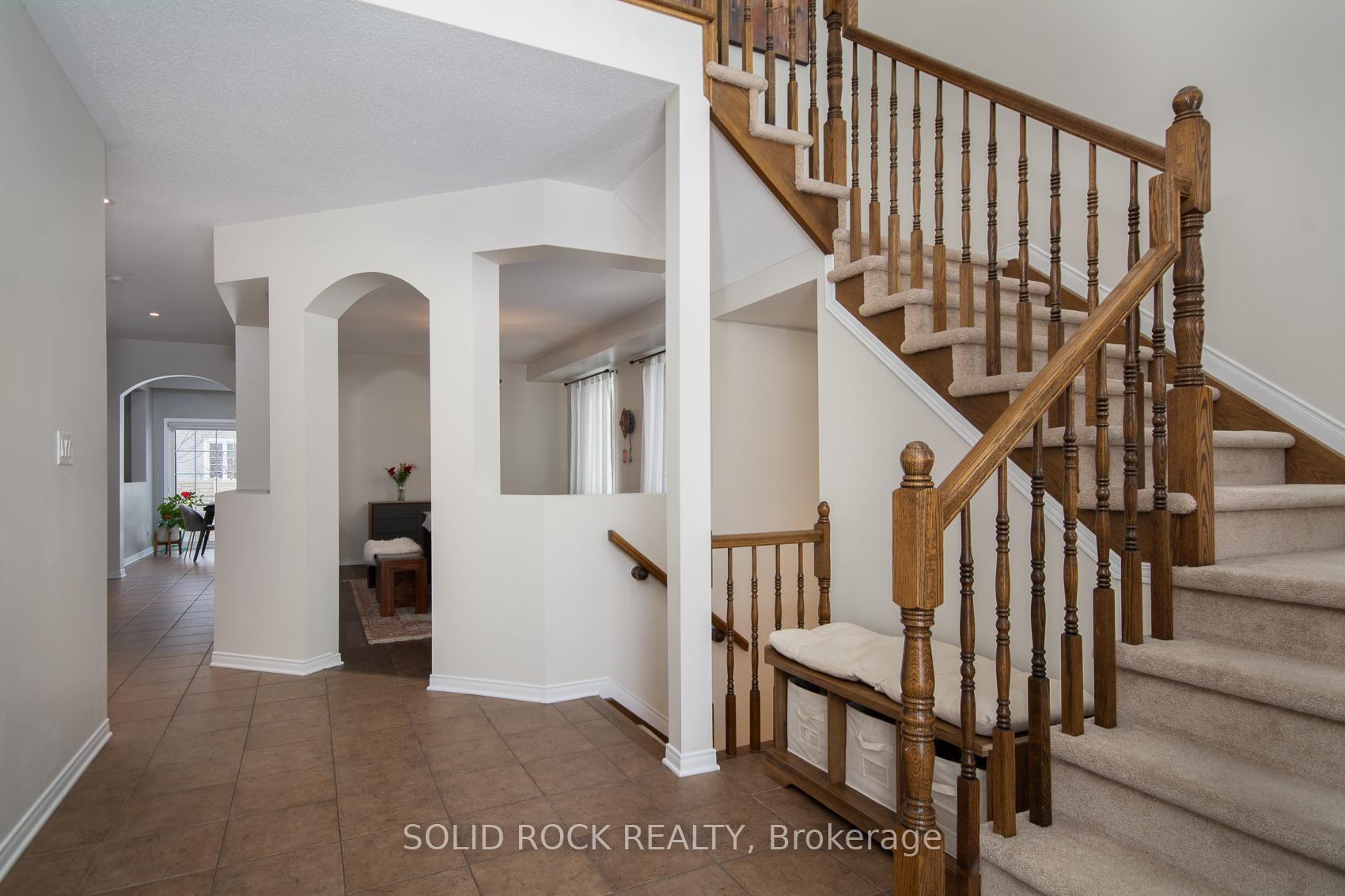 Photo 4 of 532 Carina Crescent, Ottawa, Barrhaven - Stonebridge — HOMEH
