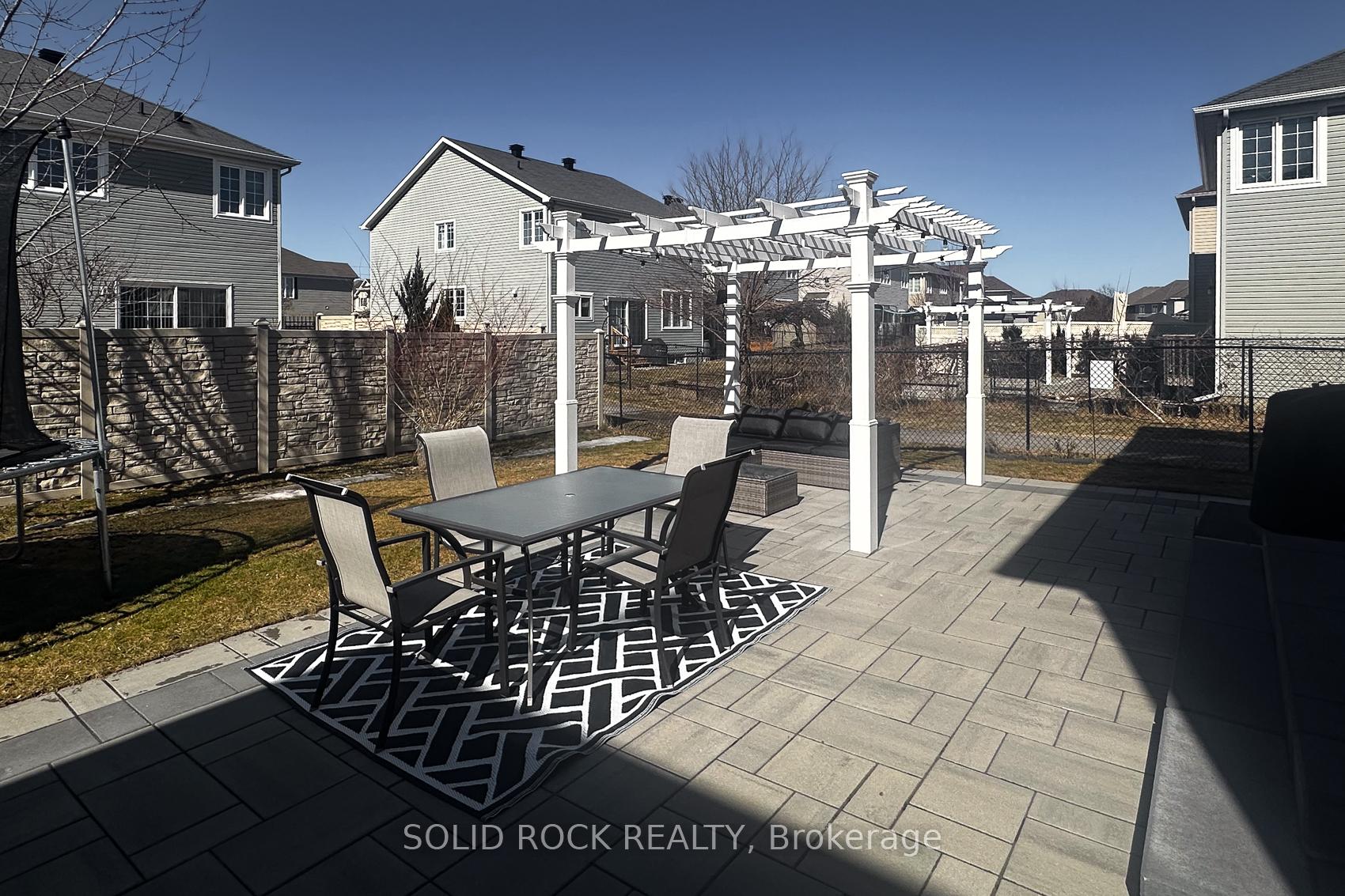 Photo 35 of 532 Carina Crescent, Ottawa, Barrhaven - Stonebridge — HOMEH