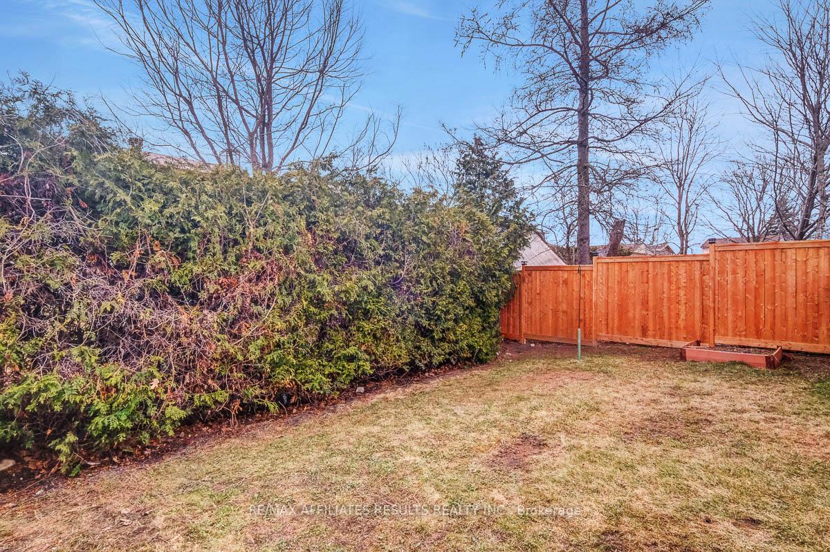 Photo 29 of 14 Exeter Drive, Ottawa, Barrhaven - On the Green — HOMEH
