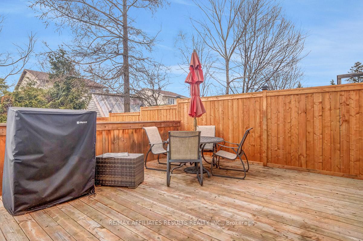 Photo 31 of 14 Exeter Drive, Ottawa, Barrhaven - On the Green — HOMEH