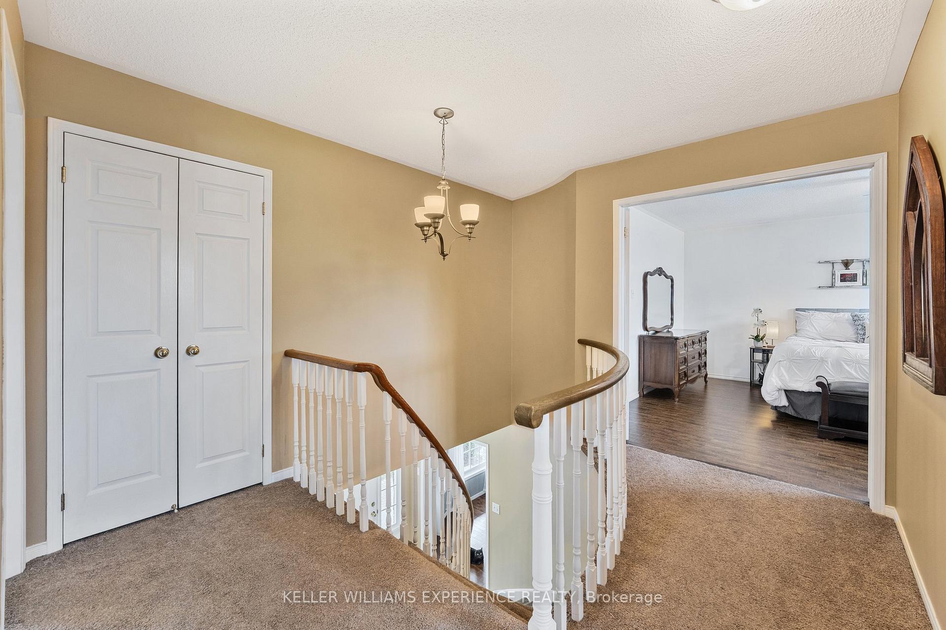 Photo 22 of 481 Ferndale Drive N, Barrie, Northwest — HOMEH