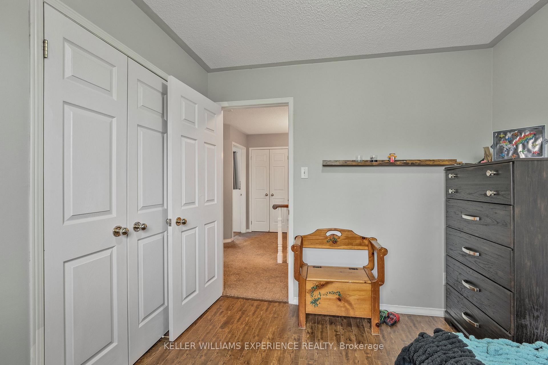 Photo 29 of 481 Ferndale Drive N, Barrie, Northwest — HOMEH