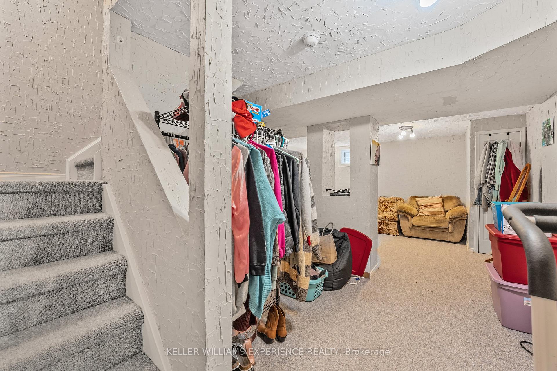 Photo 34 of 481 Ferndale Drive N, Barrie, Northwest — HOMEH