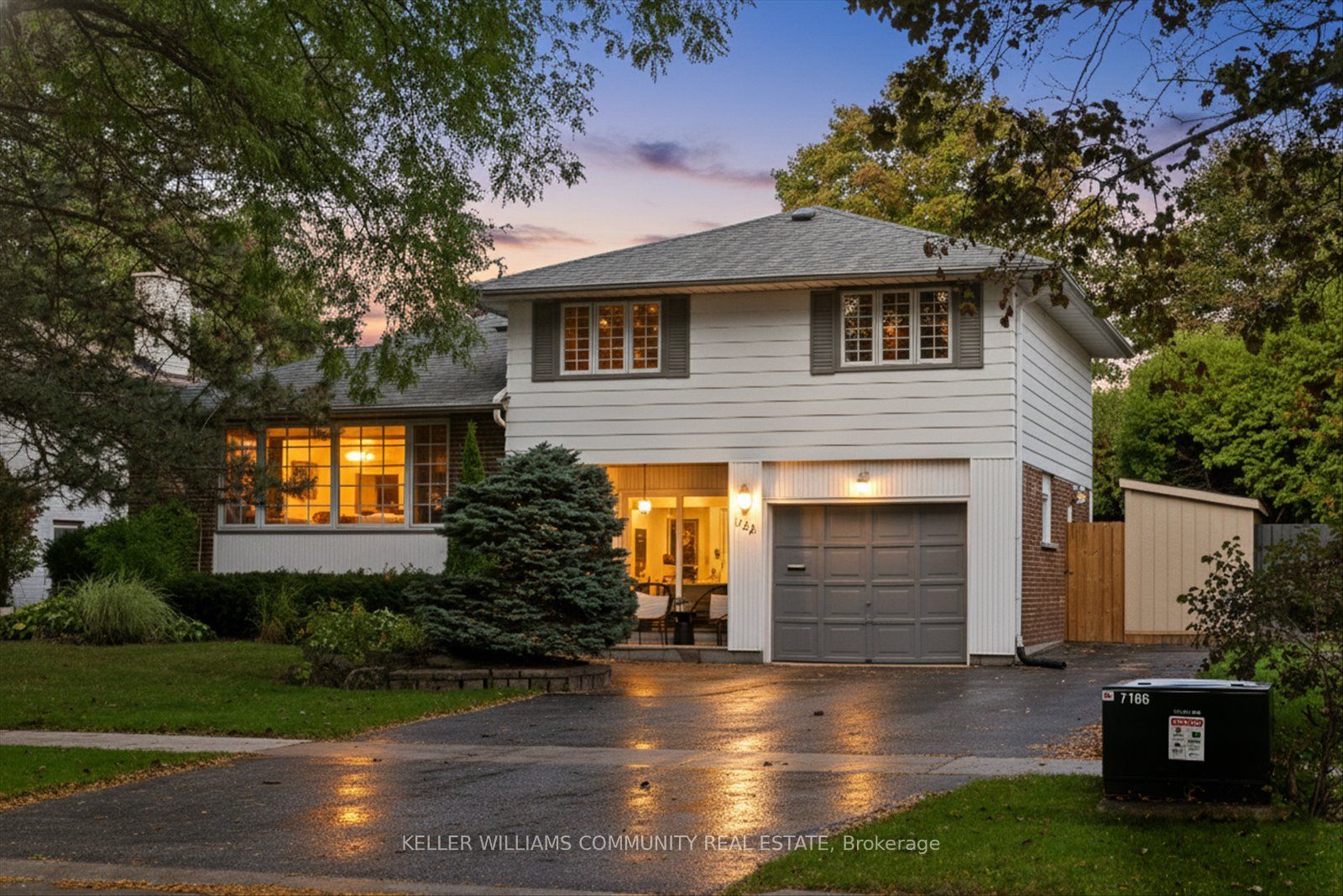 Photo 2 of 208 Marigold Avenue, Oshawa, Centennial — HOMEH