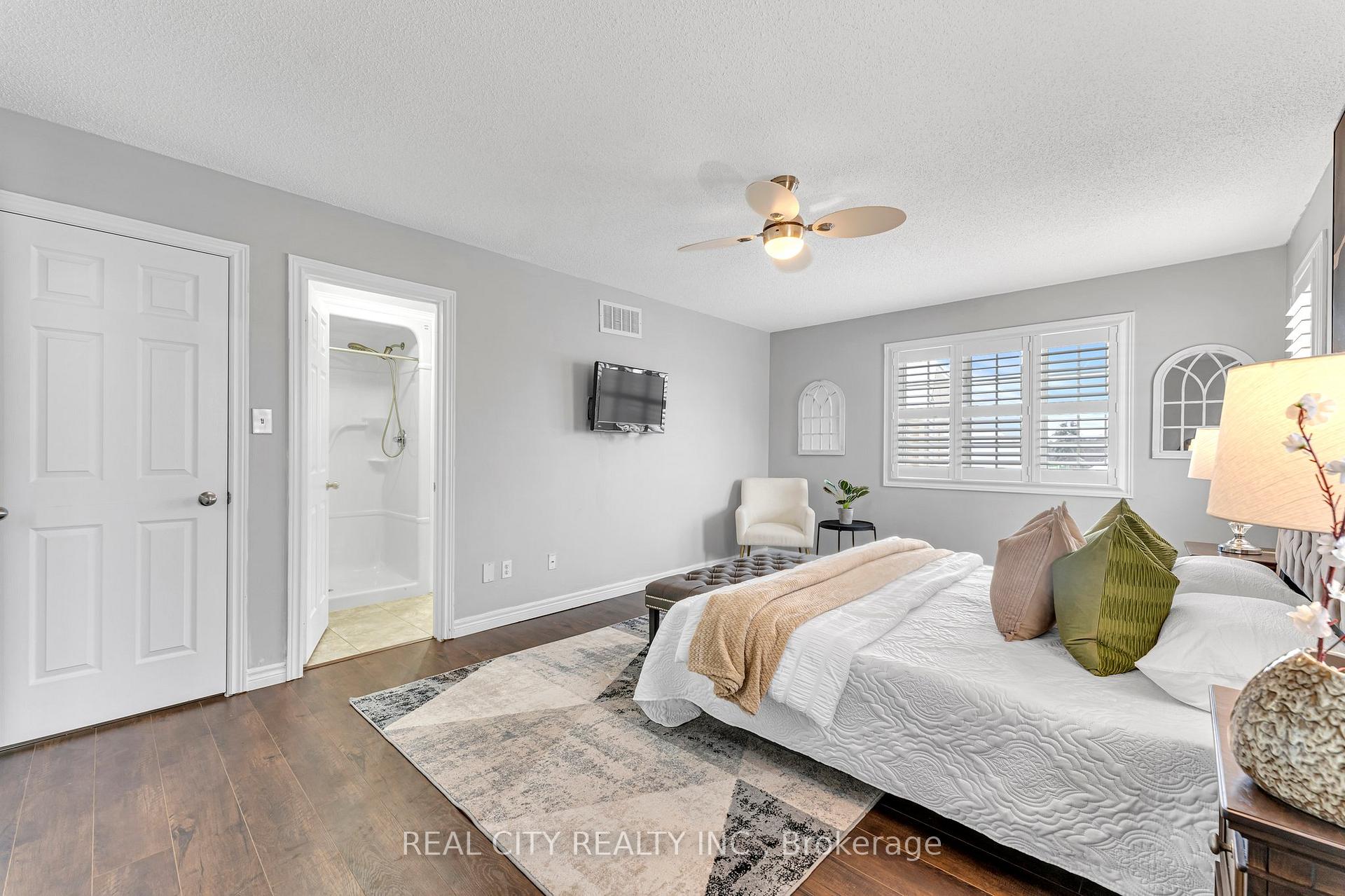 Photo 26 of 74 Westover Drive, Clarington, Bowmanville — HOMEH