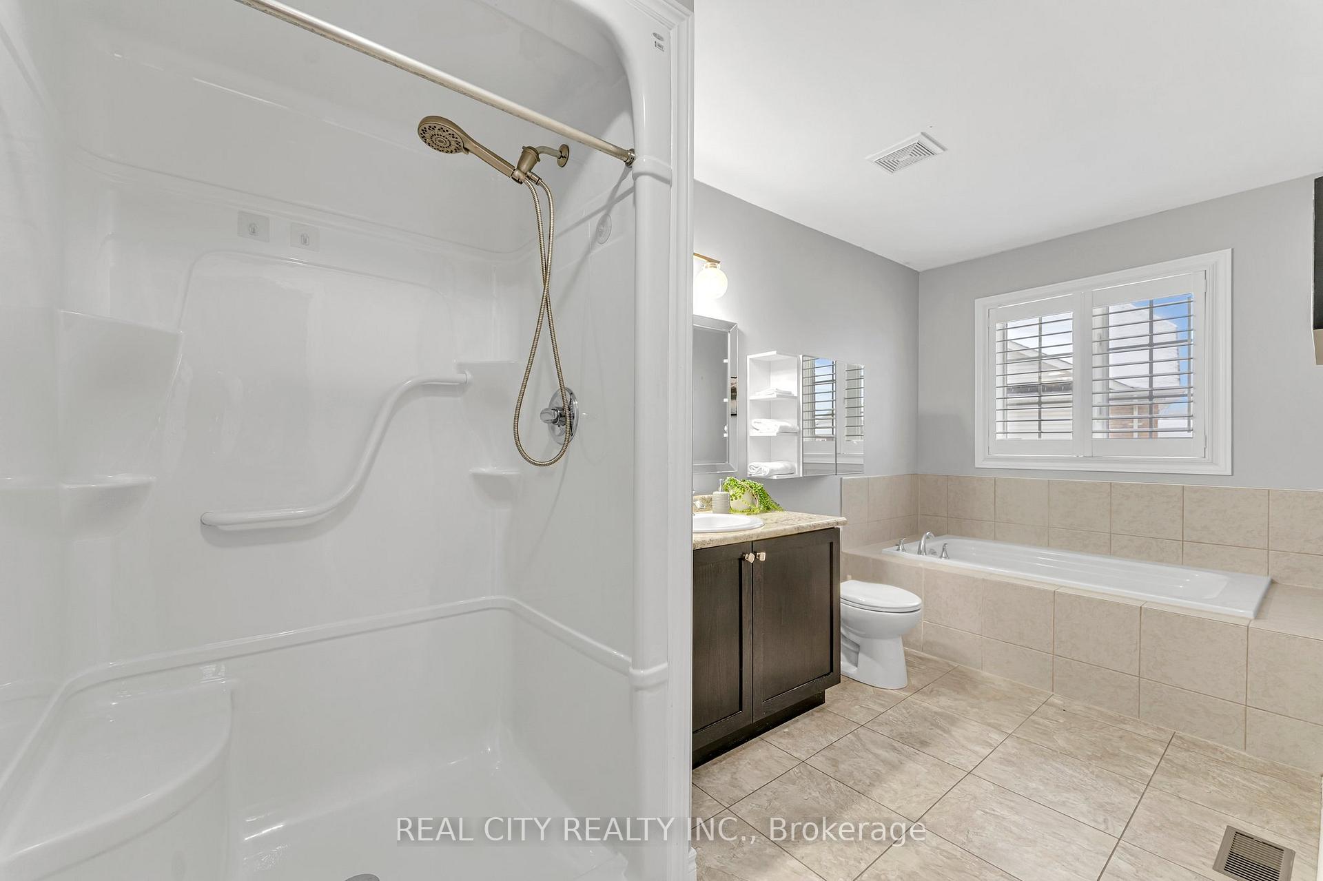 Photo 28 of 74 Westover Drive, Clarington, Bowmanville — HOMEH