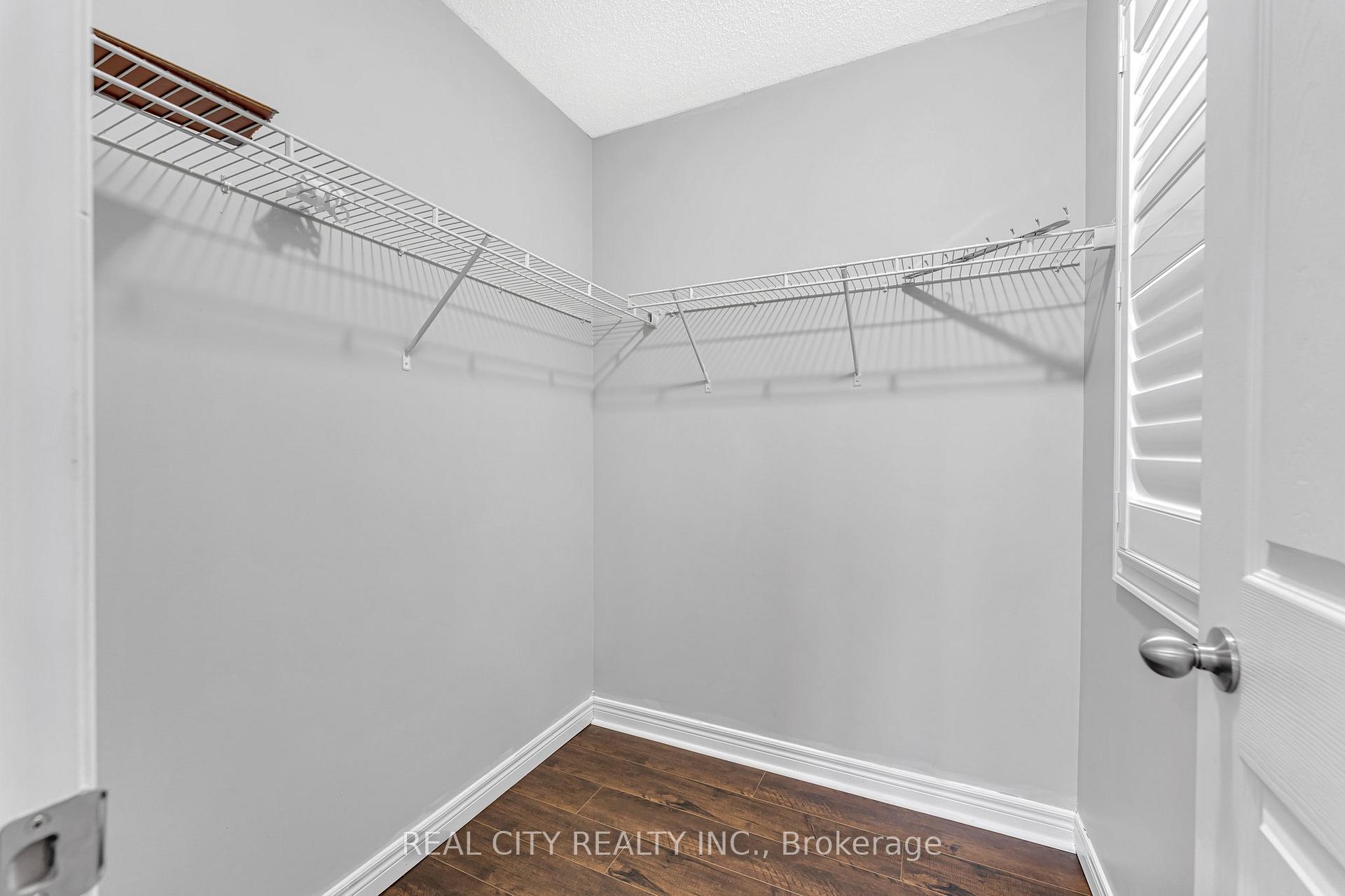 Photo 33 of 74 Westover Drive, Clarington, Bowmanville — HOMEH