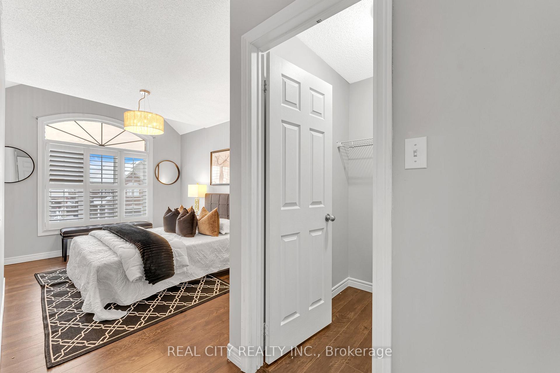 Photo 34 of 74 Westover Drive, Clarington, Bowmanville — HOMEH