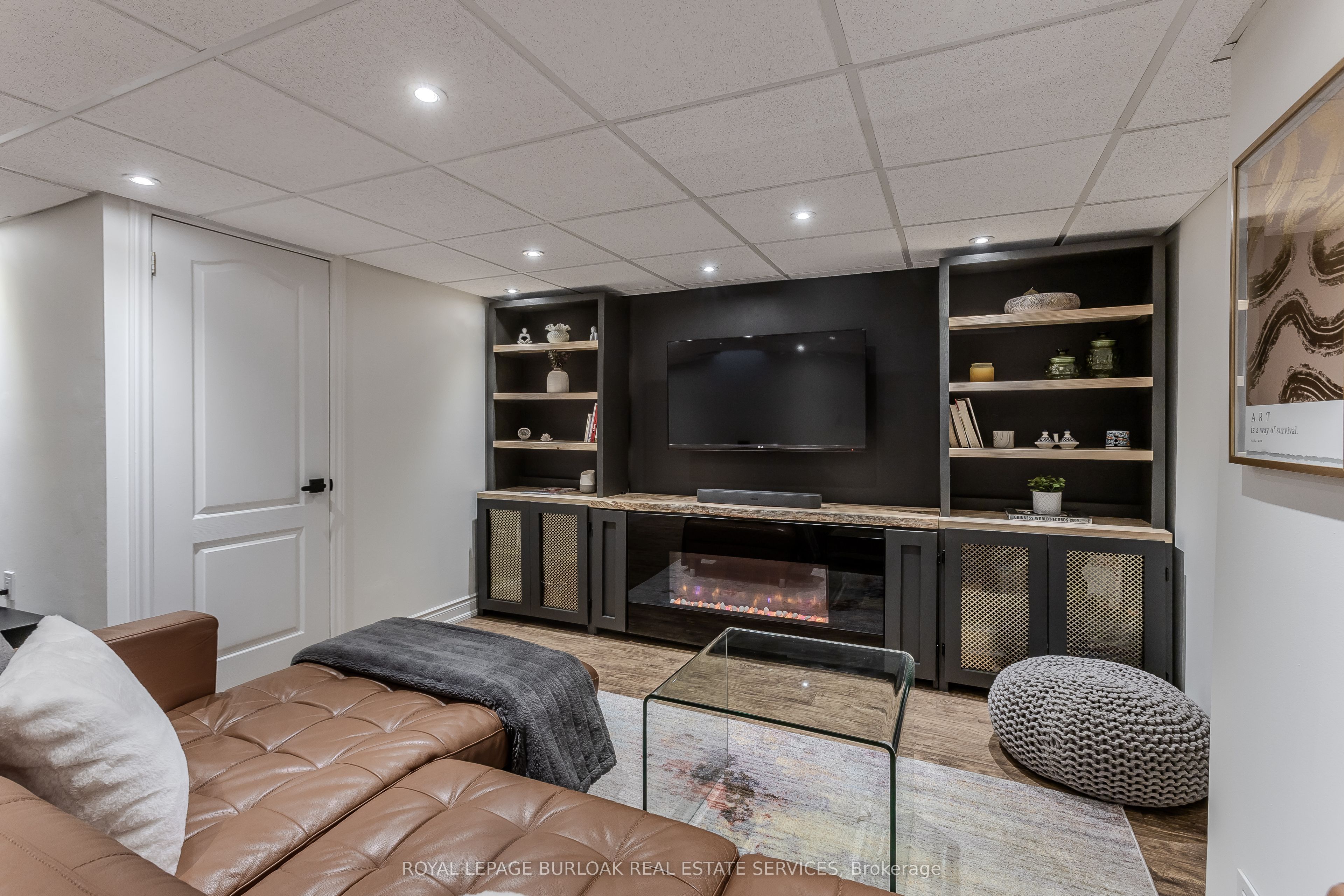 Photo 77 of 12 Thornlodge Drive, Hamilton, Waterdown — HOMEH