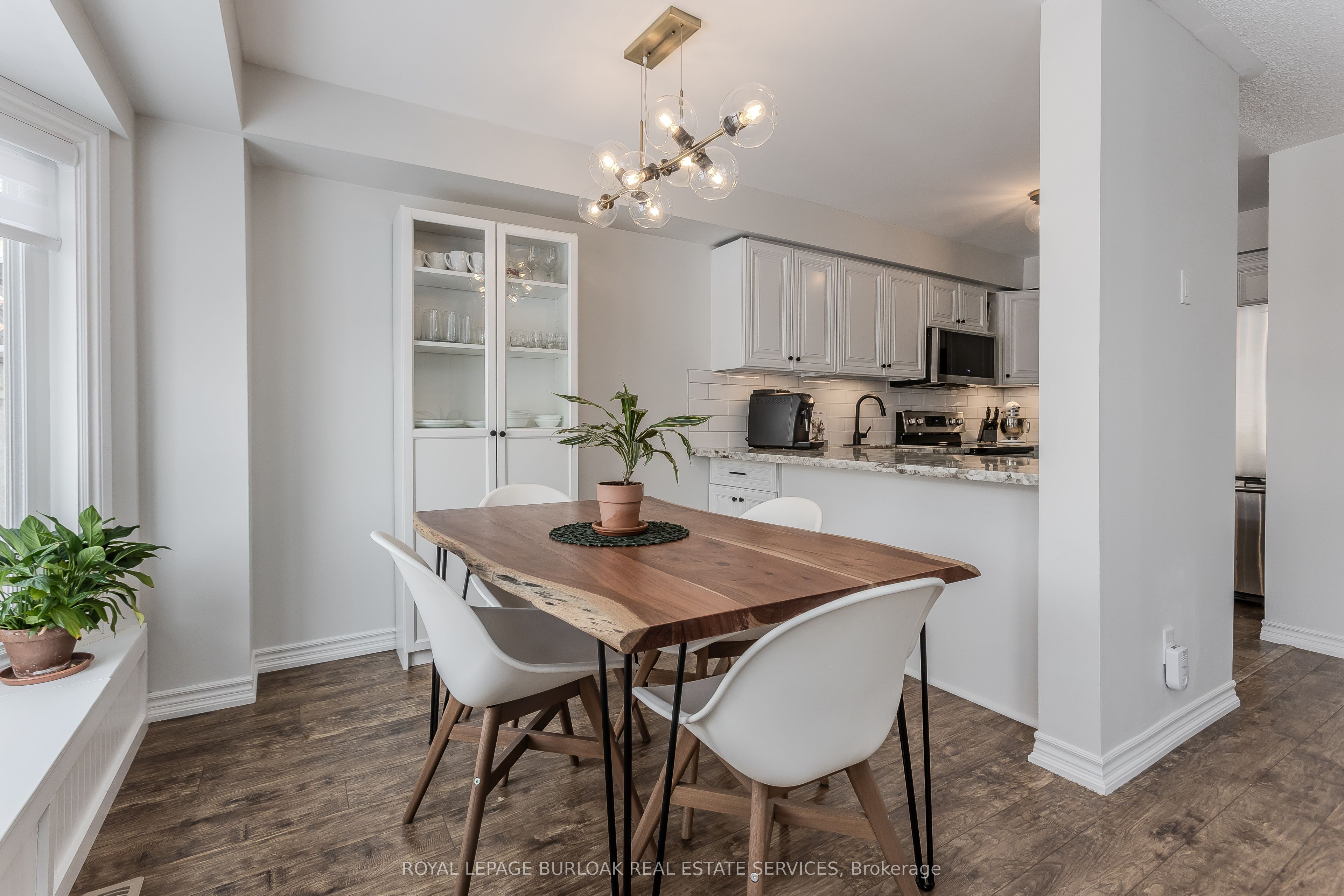 Photo 50 of 12 Thornlodge Drive, Hamilton, Waterdown — HOMEH