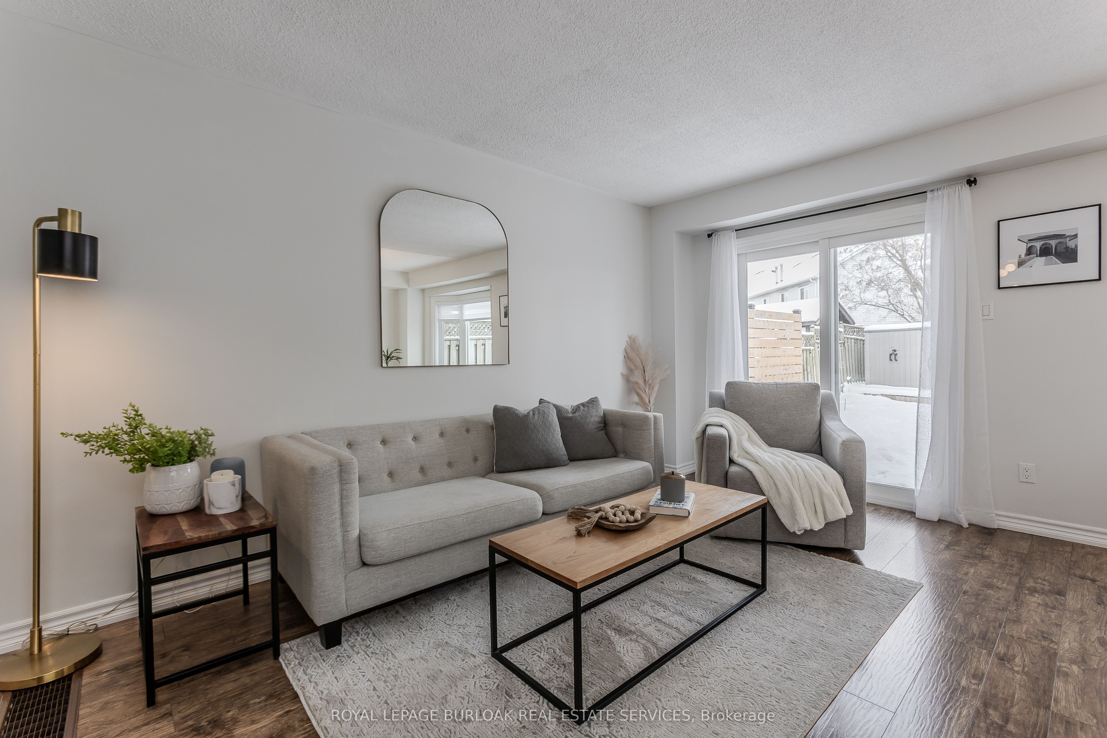 Photo 56 of 12 Thornlodge Drive, Hamilton, Waterdown — HOMEH