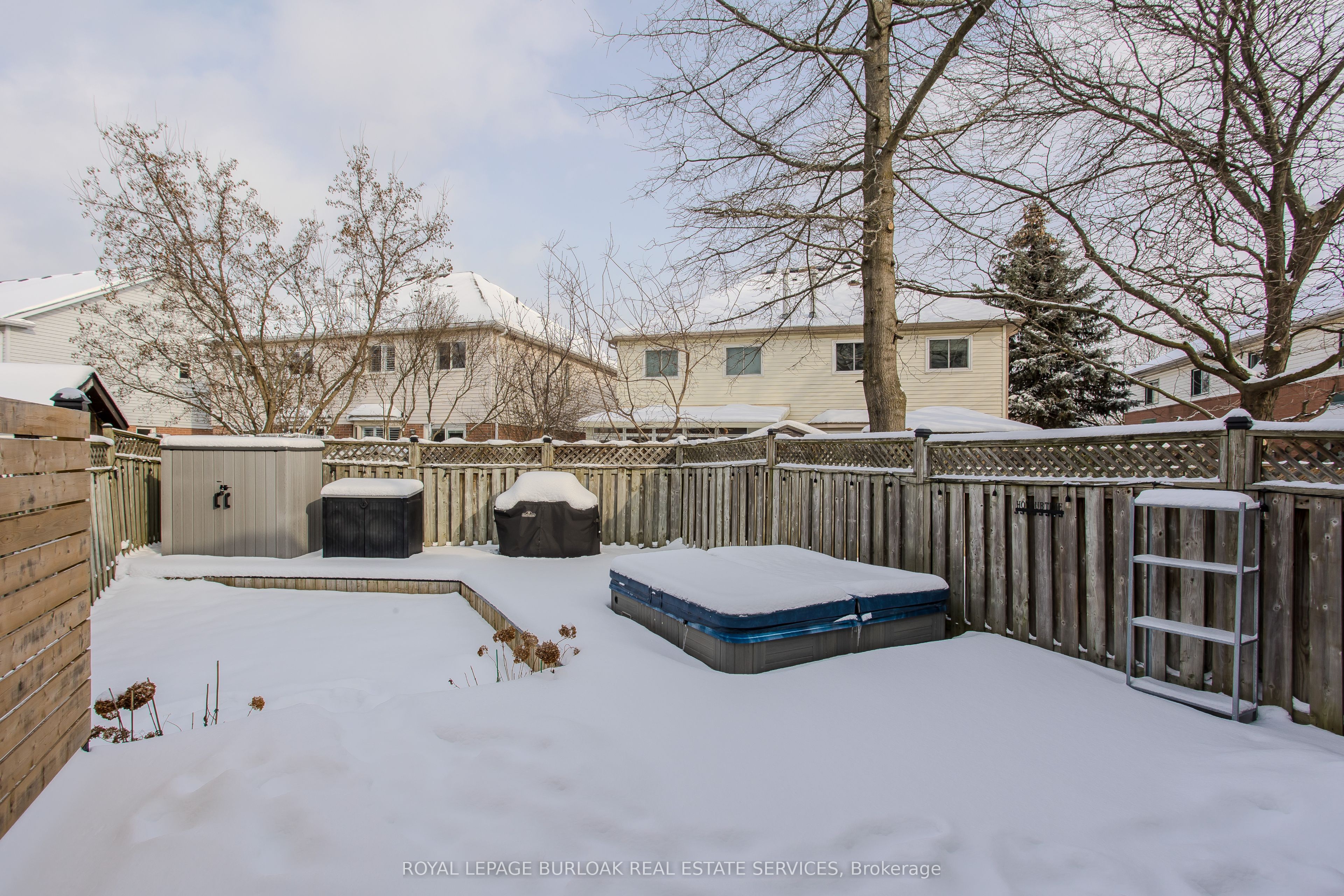 Photo 62 of 12 Thornlodge Drive, Hamilton, Waterdown — HOMEH