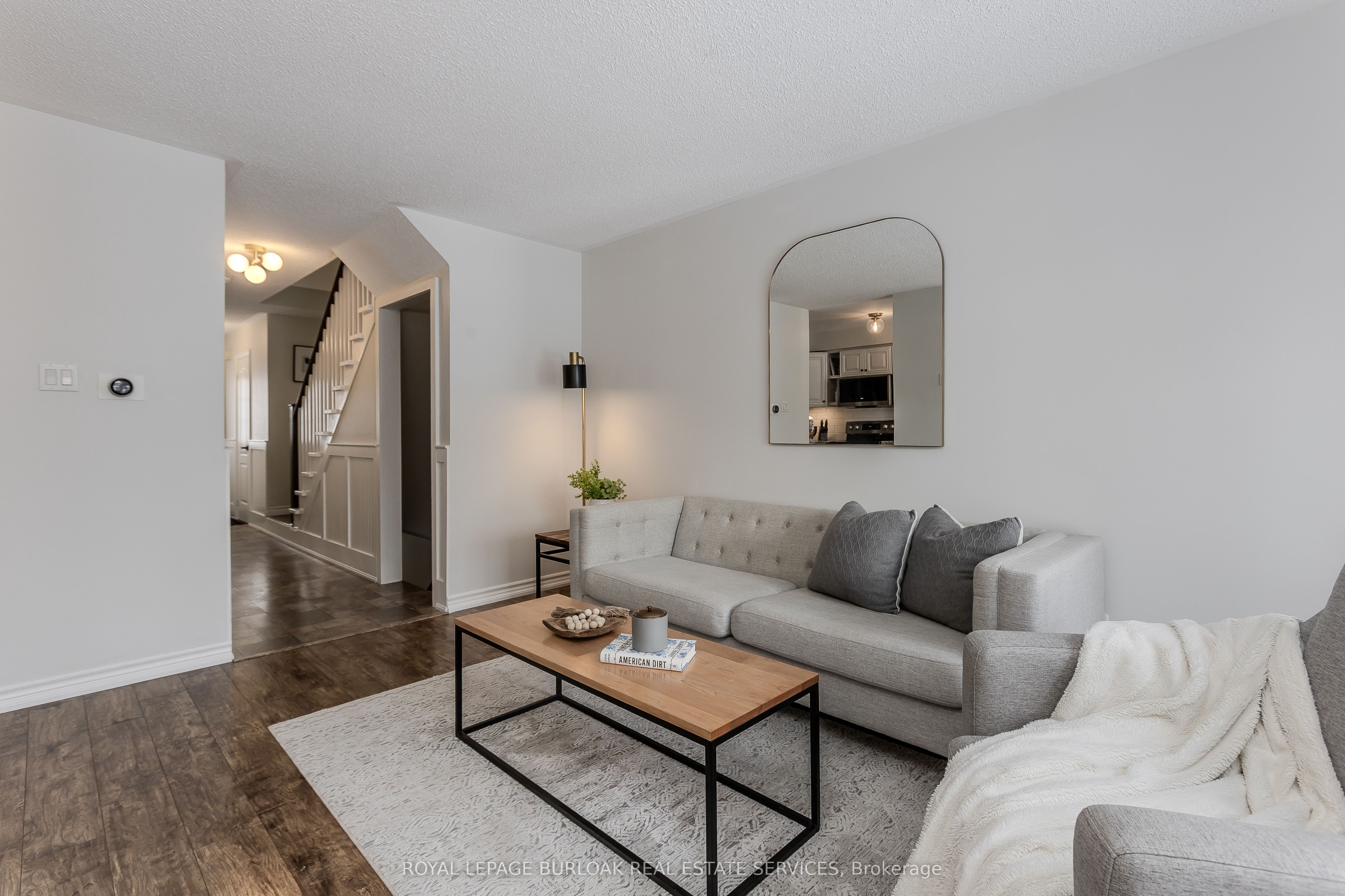 Photo 48 of 12 Thornlodge Drive, Hamilton, Waterdown — HOMEH