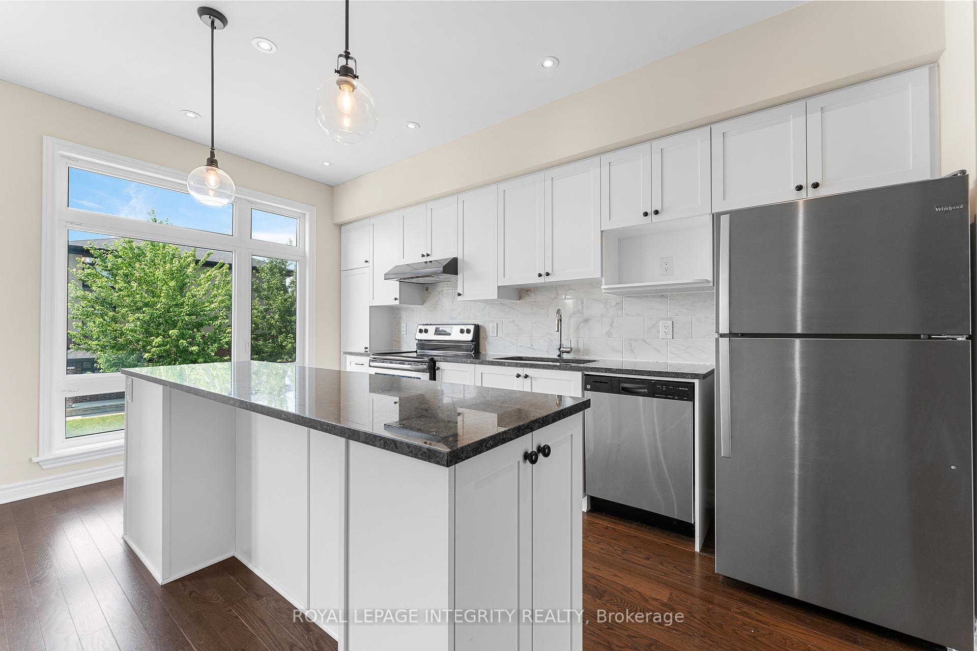 Photo 15 of 323 Twinflower Way, Ottawa, Barrhaven - Longfields — HOMEH