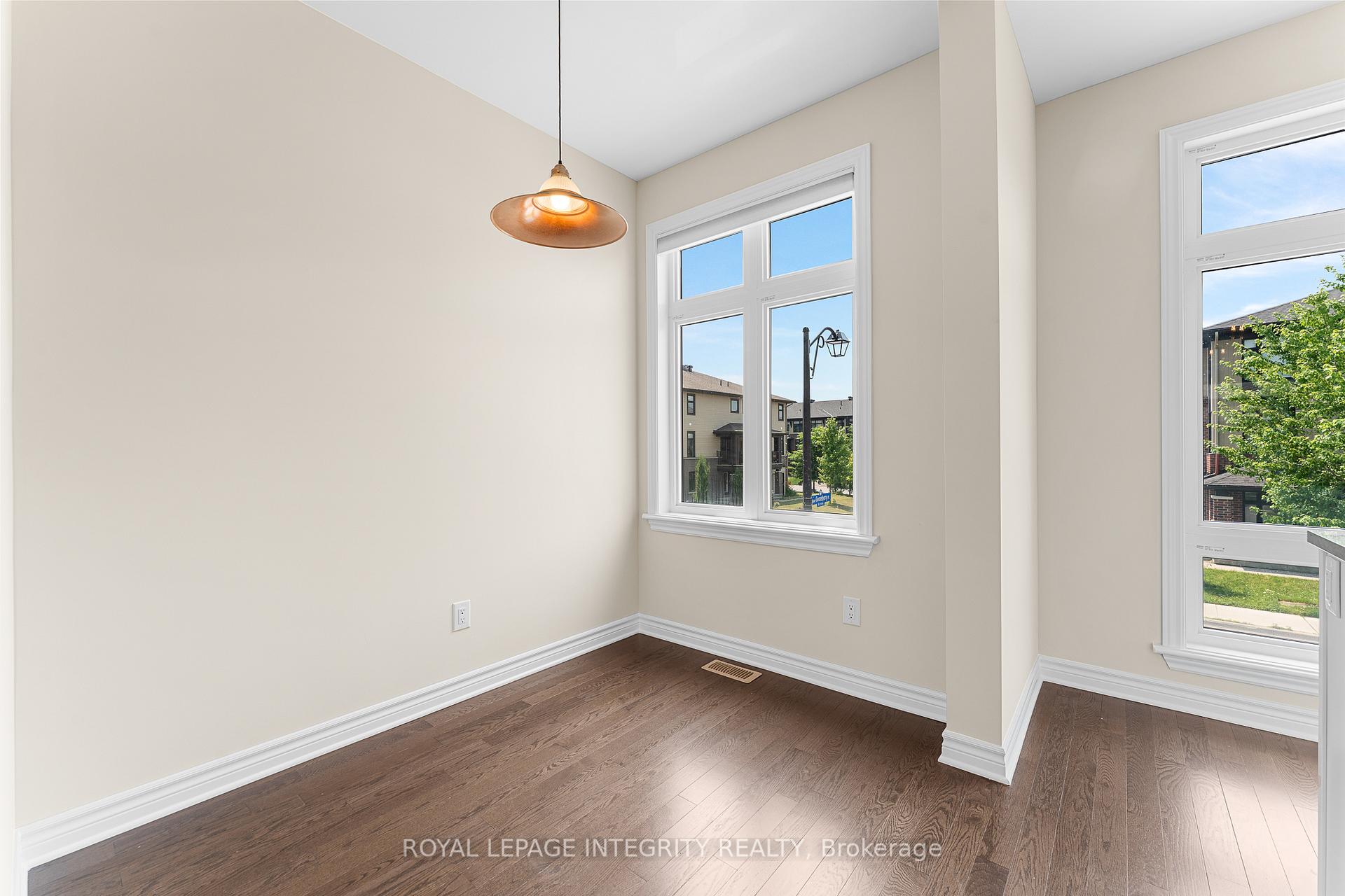 Photo 12 of 323 Twinflower Way, Ottawa, Barrhaven - Longfields — HOMEH