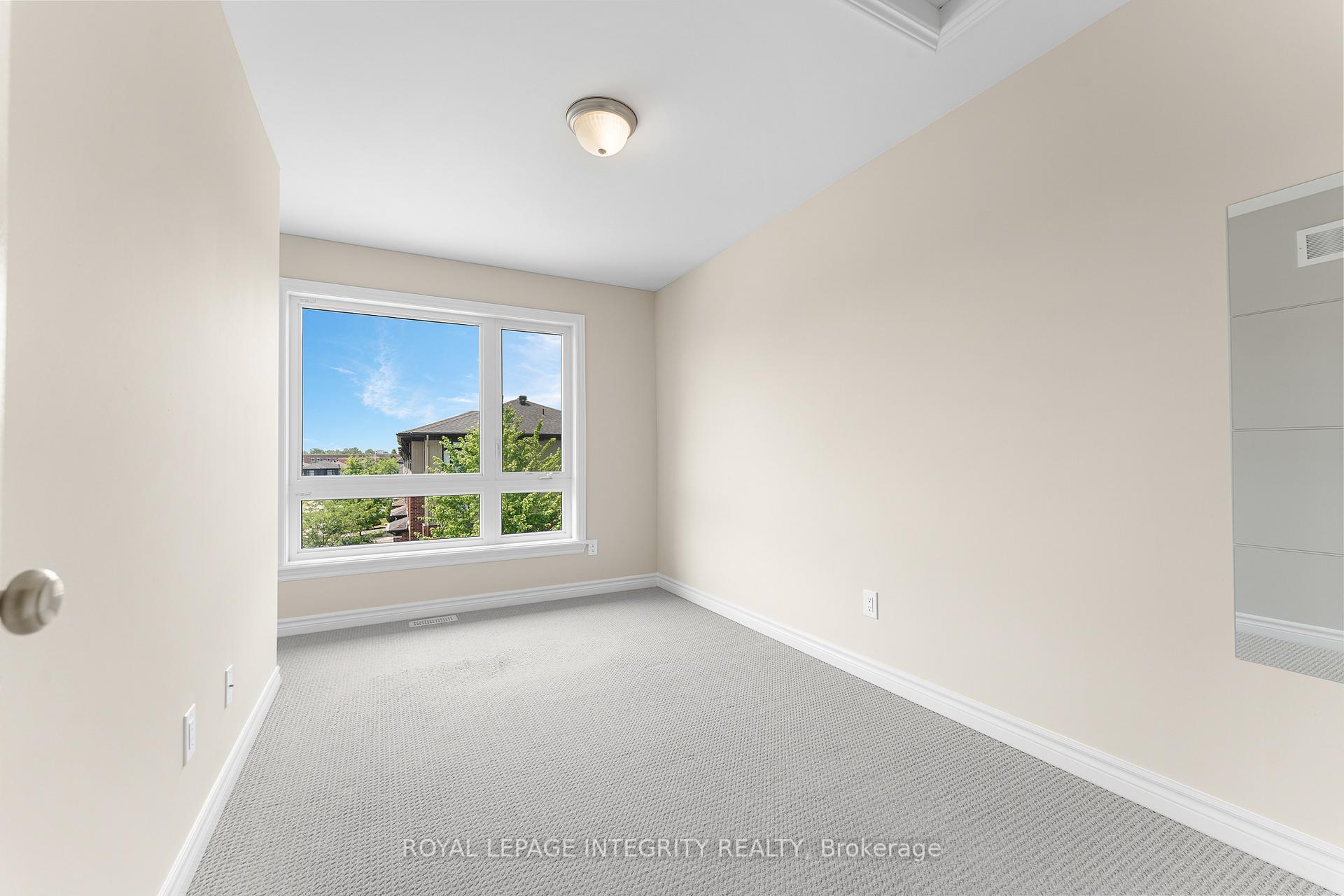 Photo 20 of 323 Twinflower Way, Ottawa, Barrhaven - Longfields — HOMEH