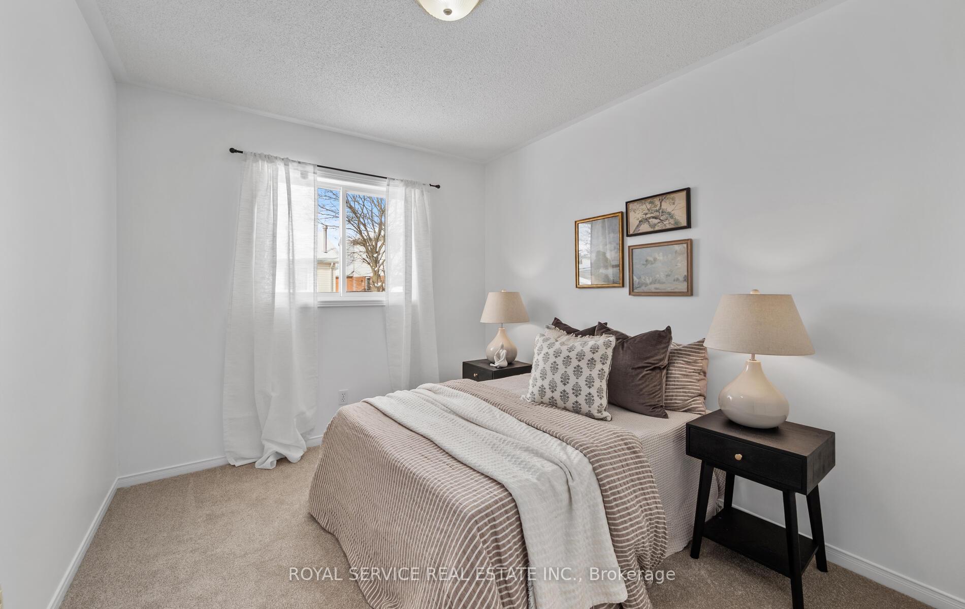 Photo 19 of 100 Freeland Avenue, Clarington, Bowmanville — HOMEH