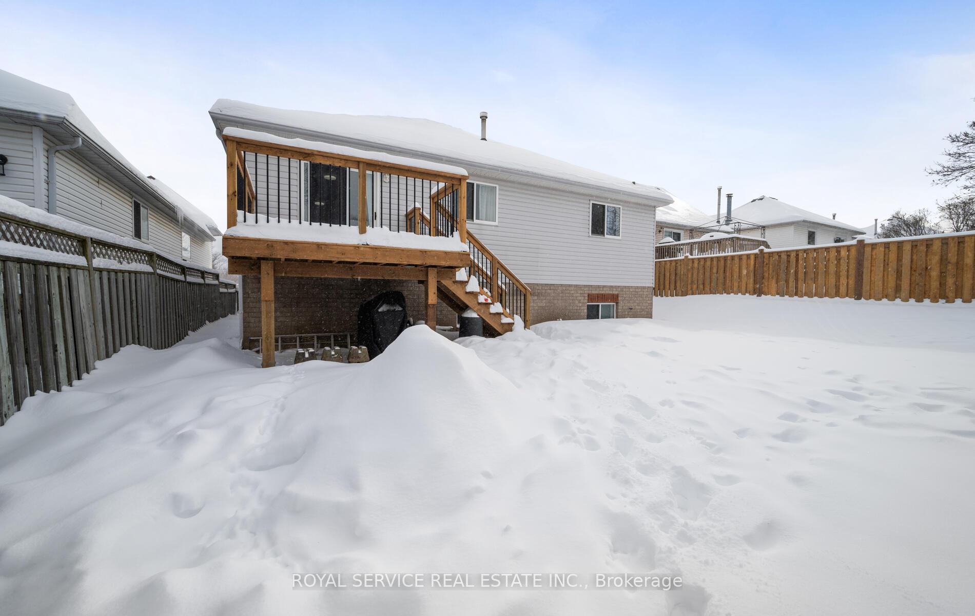 Photo 31 of 100 Freeland Avenue, Clarington, Bowmanville — HOMEH