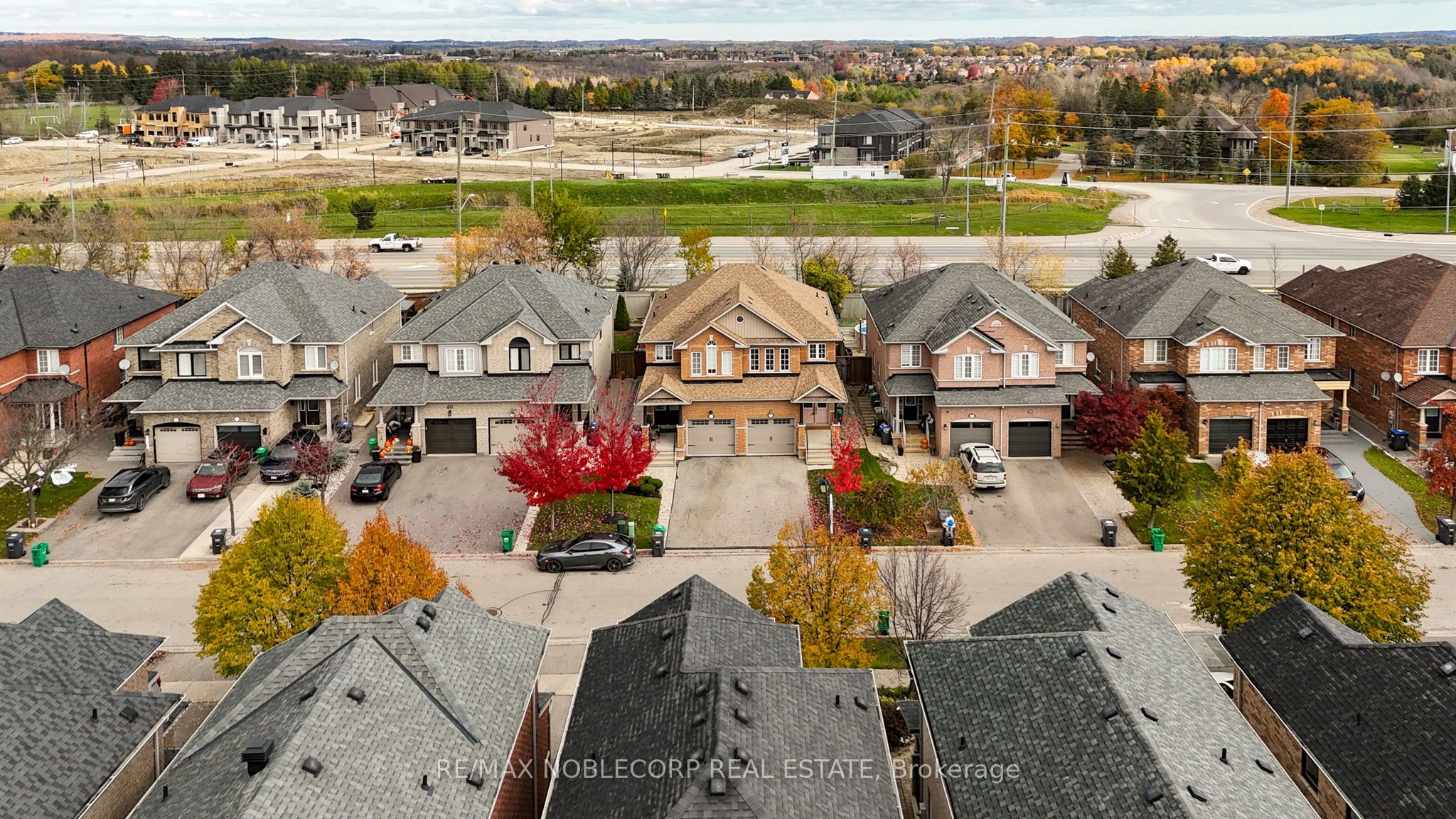 Photo 78 of 54 Lawren Harris Crescent, Caledon, Bolton West — HOMEH