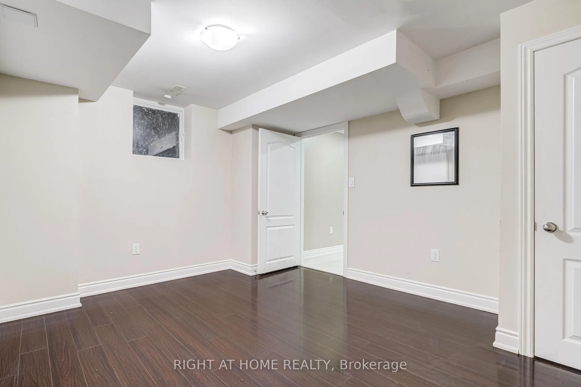 Photo 72 of 96 Humberstone Crescent, Brampton, Northwest Brampton — HOMEH