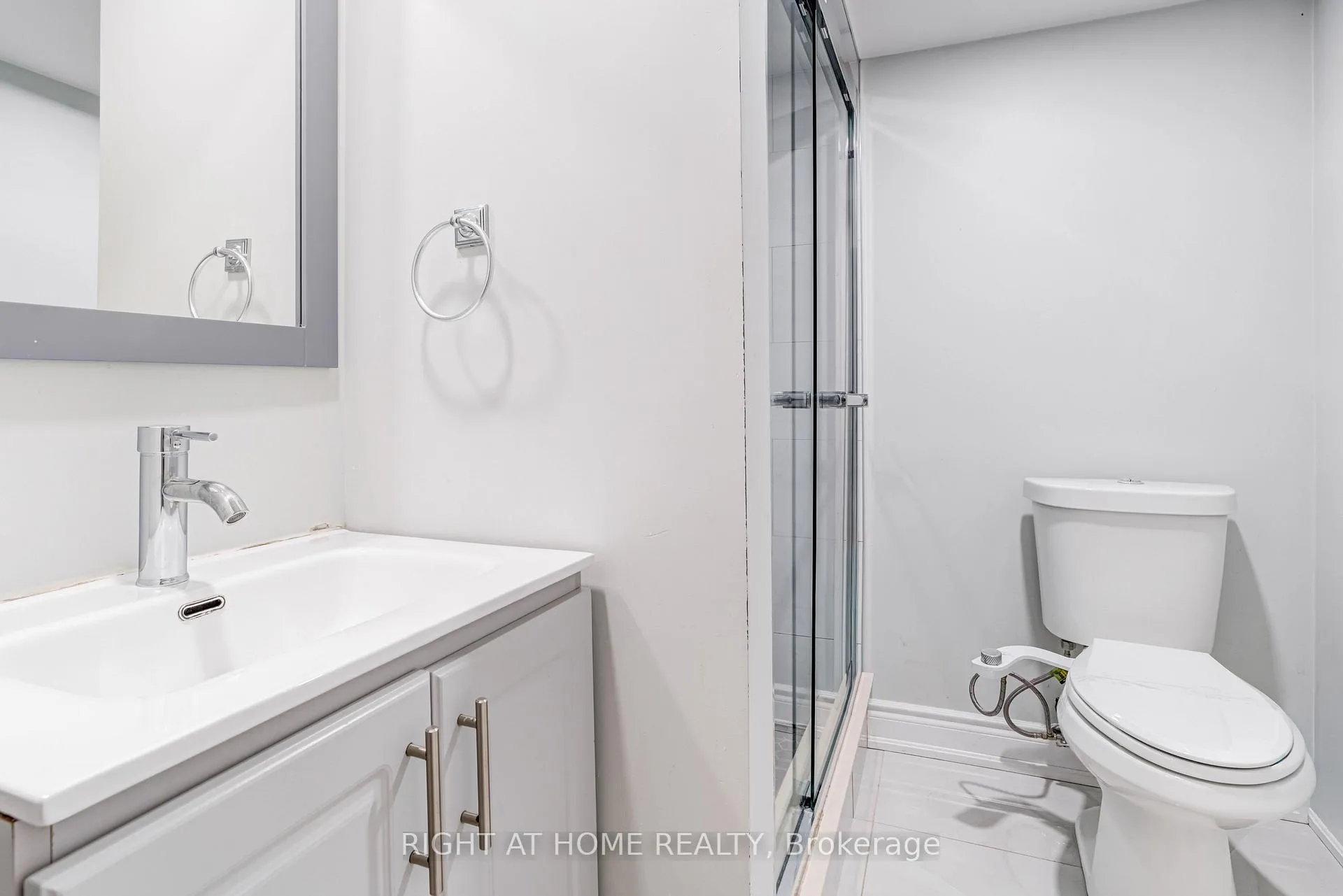 Photo 77 of 96 Humberstone Crescent, Brampton, Northwest Brampton — HOMEH