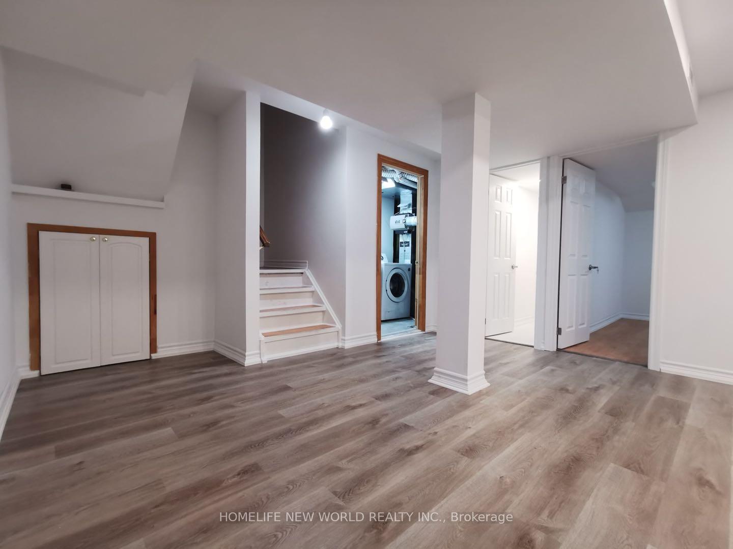 Photo 16 of 16 Downey Circle, Aurora, Bayview Wellington — HOMEH
