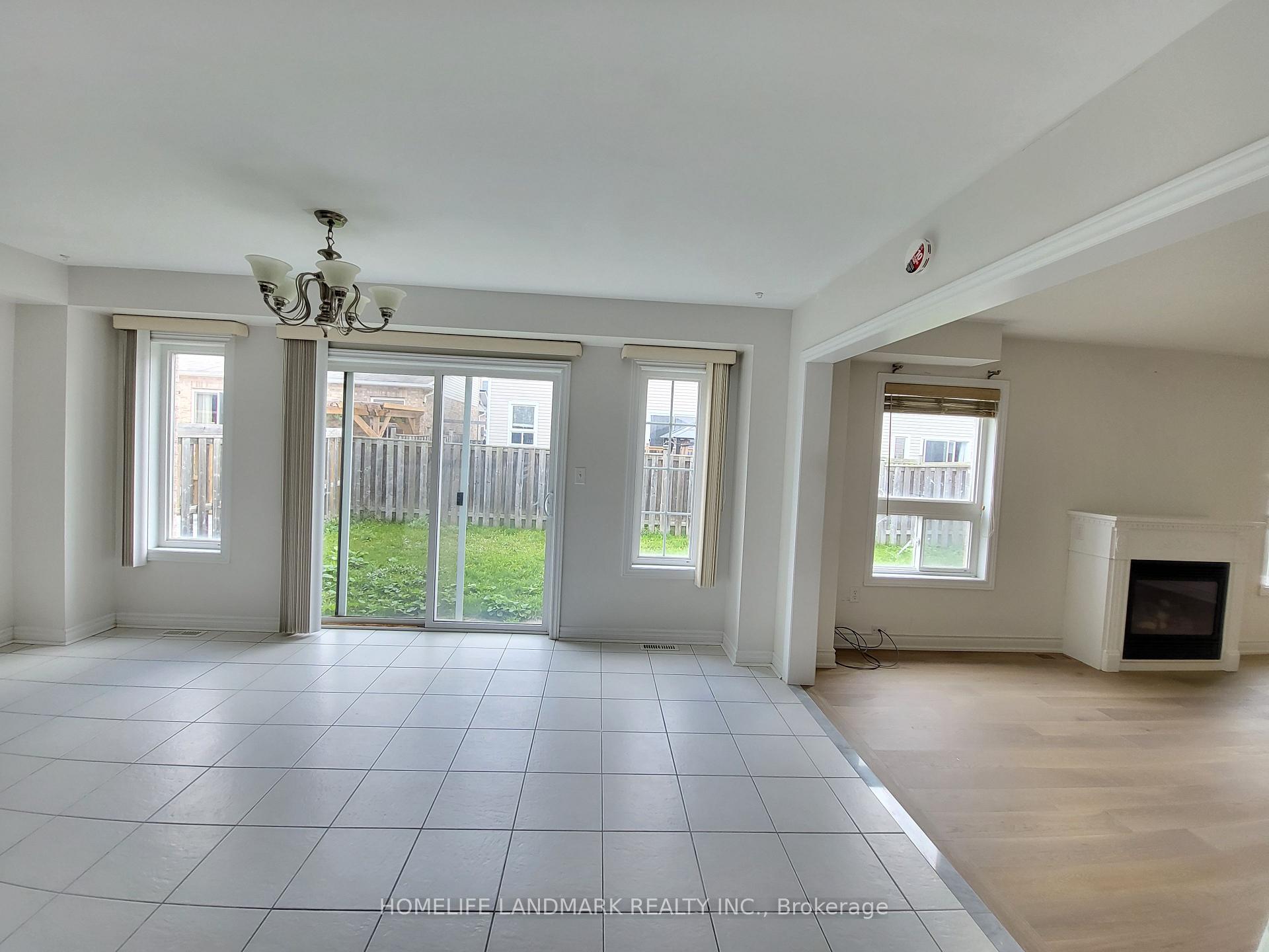 Photo 9 of 37 Maple Crown Terrace, Barrie, Innis-Shore — HOMEH