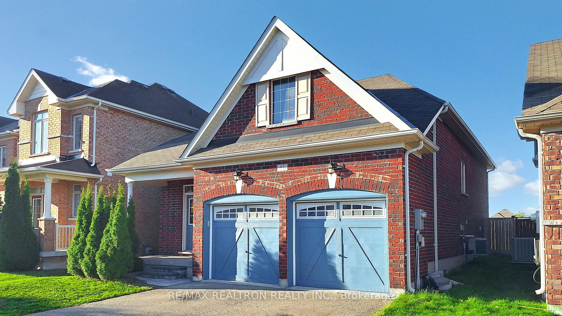 Photo 2 of 51 Pearcey Crescent, Barrie, West Bayfield — HOMEH