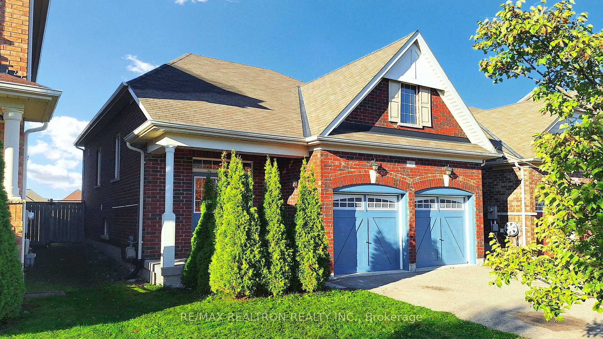 Photo 3 of 51 Pearcey Crescent, Barrie, West Bayfield — HOMEH