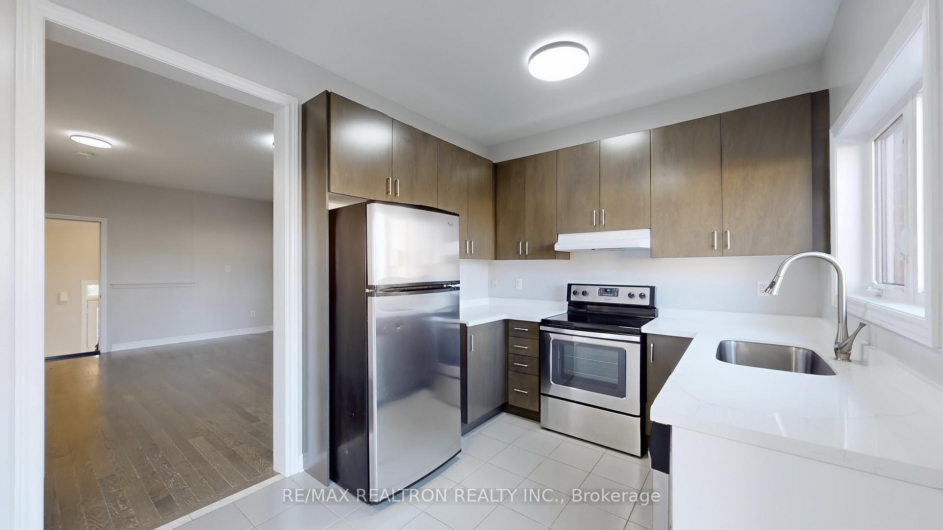 Photo 9 of 51 Pearcey Crescent, Barrie, West Bayfield — HOMEH