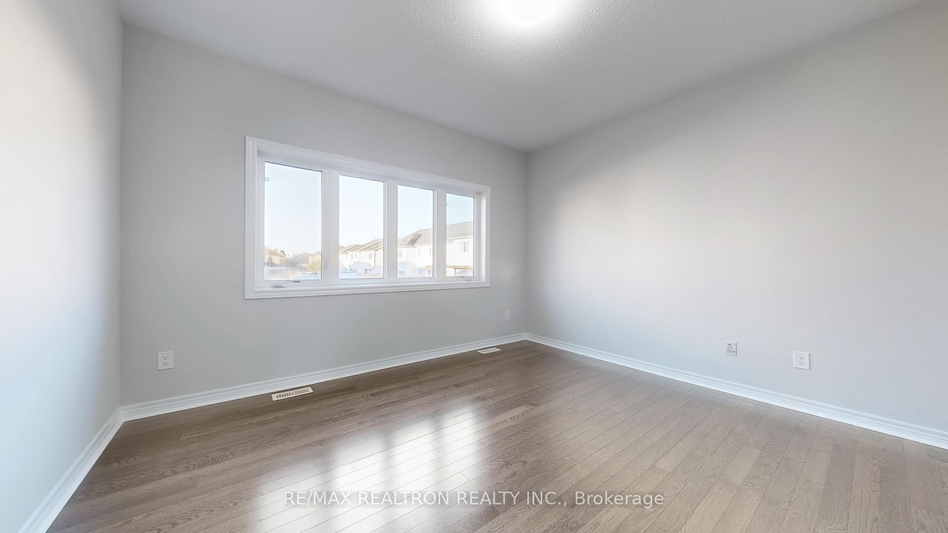 Photo 13 of 51 Pearcey Crescent, Barrie, West Bayfield — HOMEH