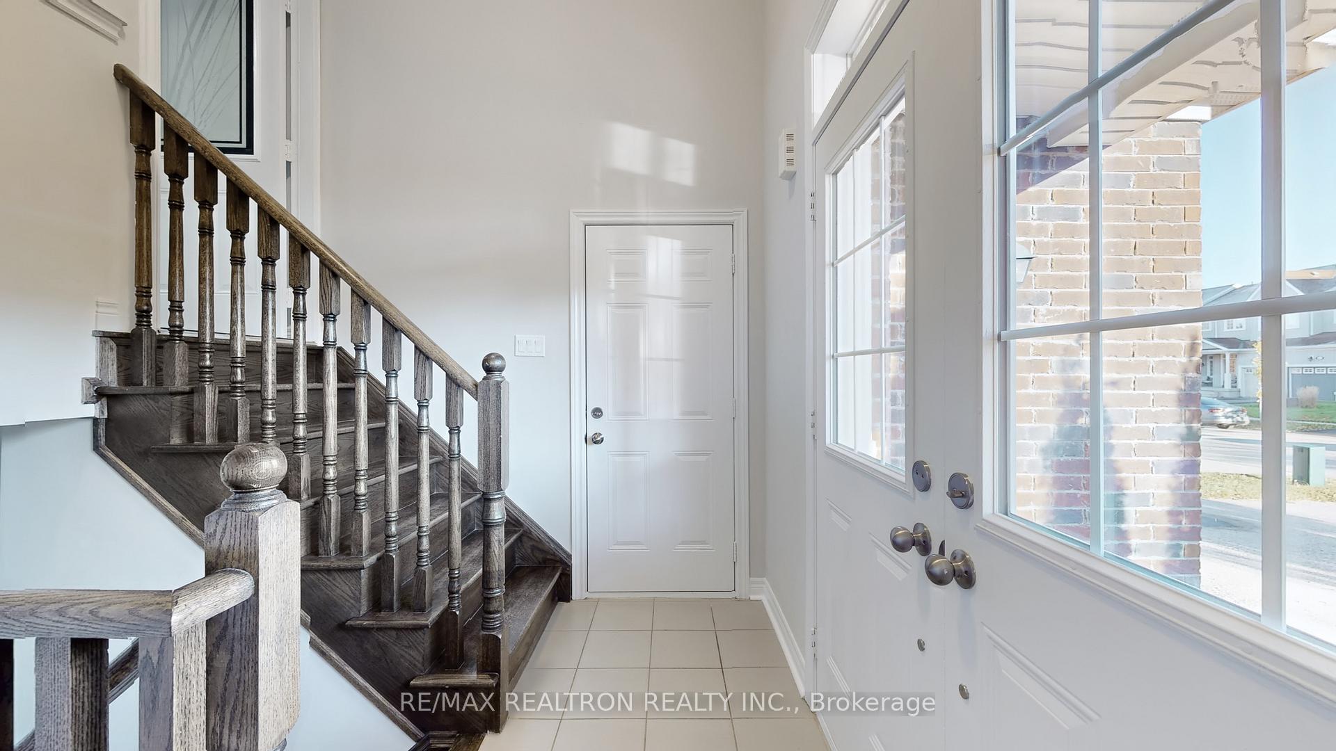 Photo 27 of 51 Pearcey Crescent, Barrie, West Bayfield — HOMEH