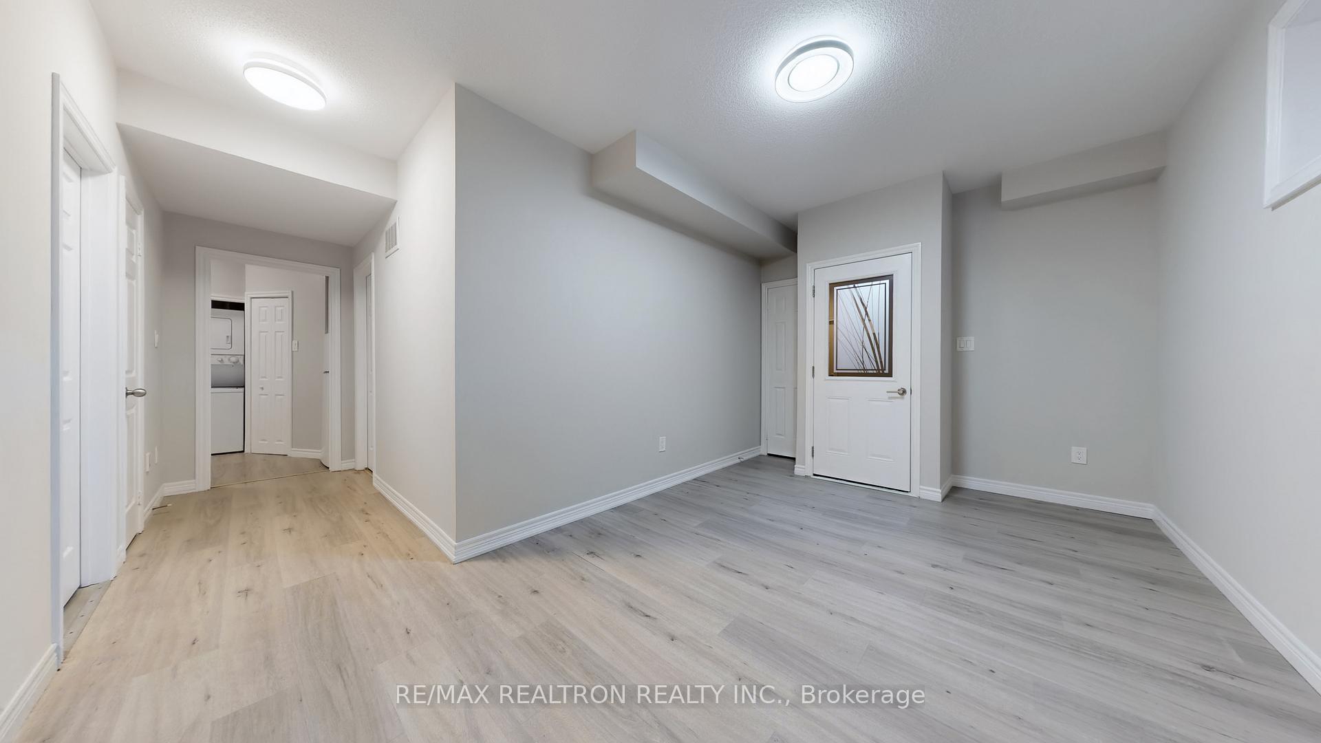 Photo 22 of 51 Pearcey Crescent, Barrie, West Bayfield — HOMEH
