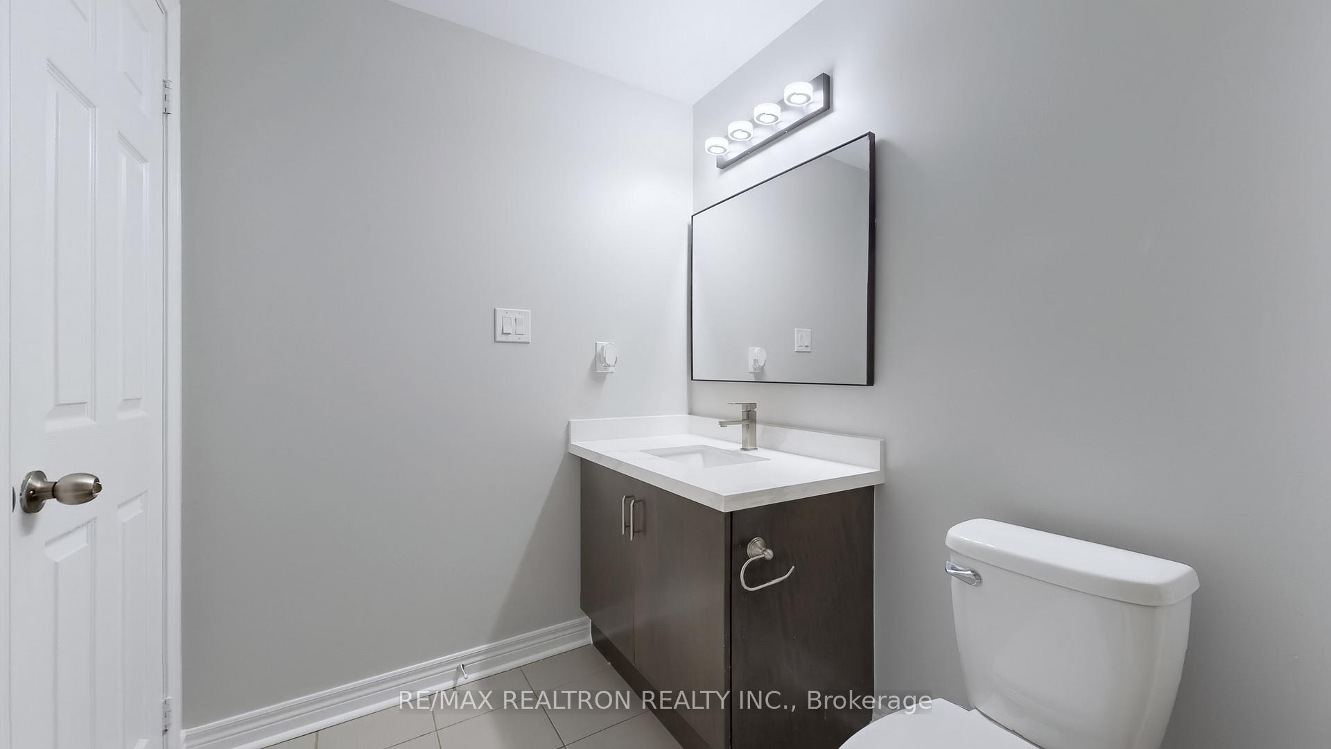 Photo 32 of 51 Pearcey Crescent, Barrie, West Bayfield — HOMEH
