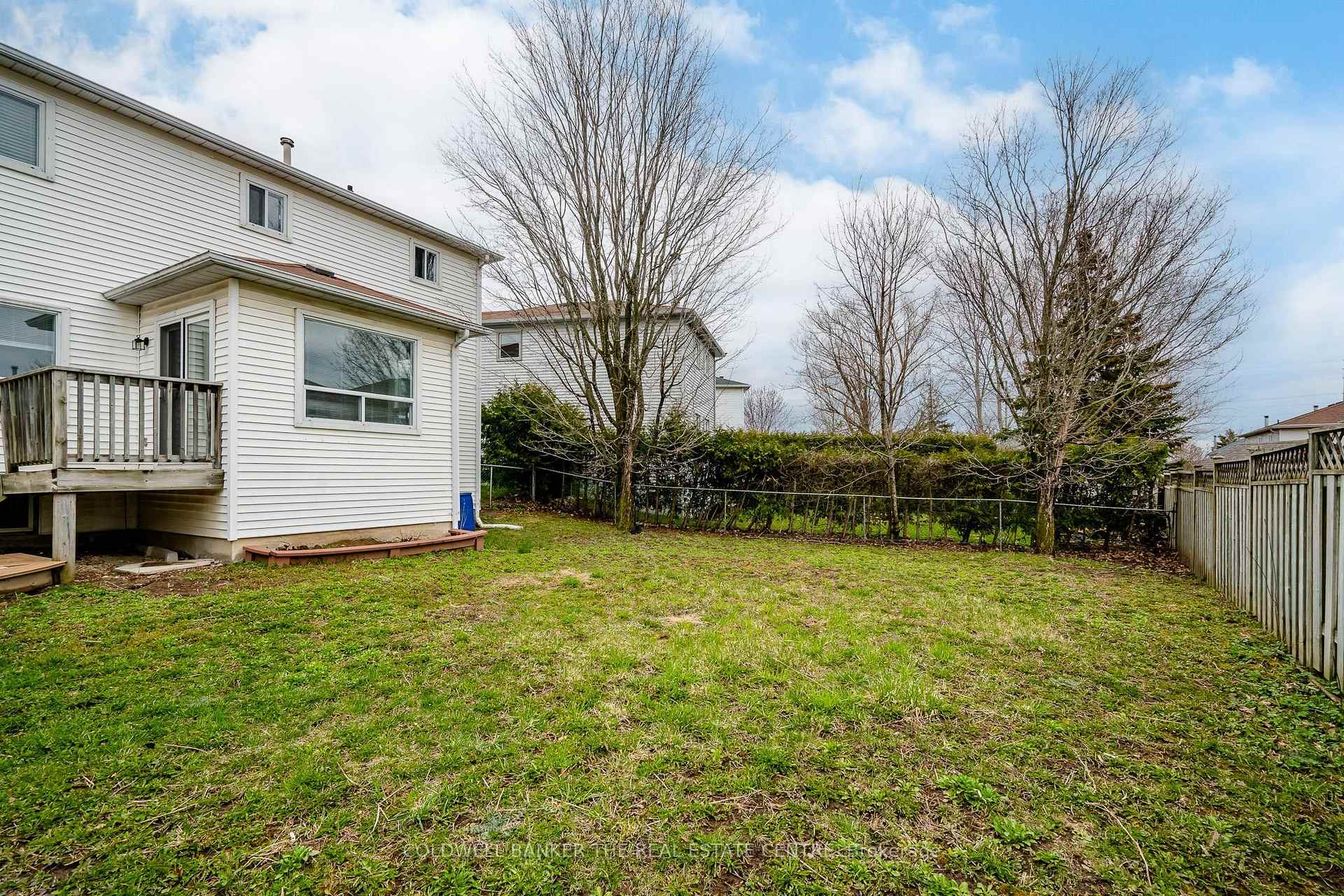 Photo 20 of 9 Penton Drive, Barrie, West Bayfield — HOMEH