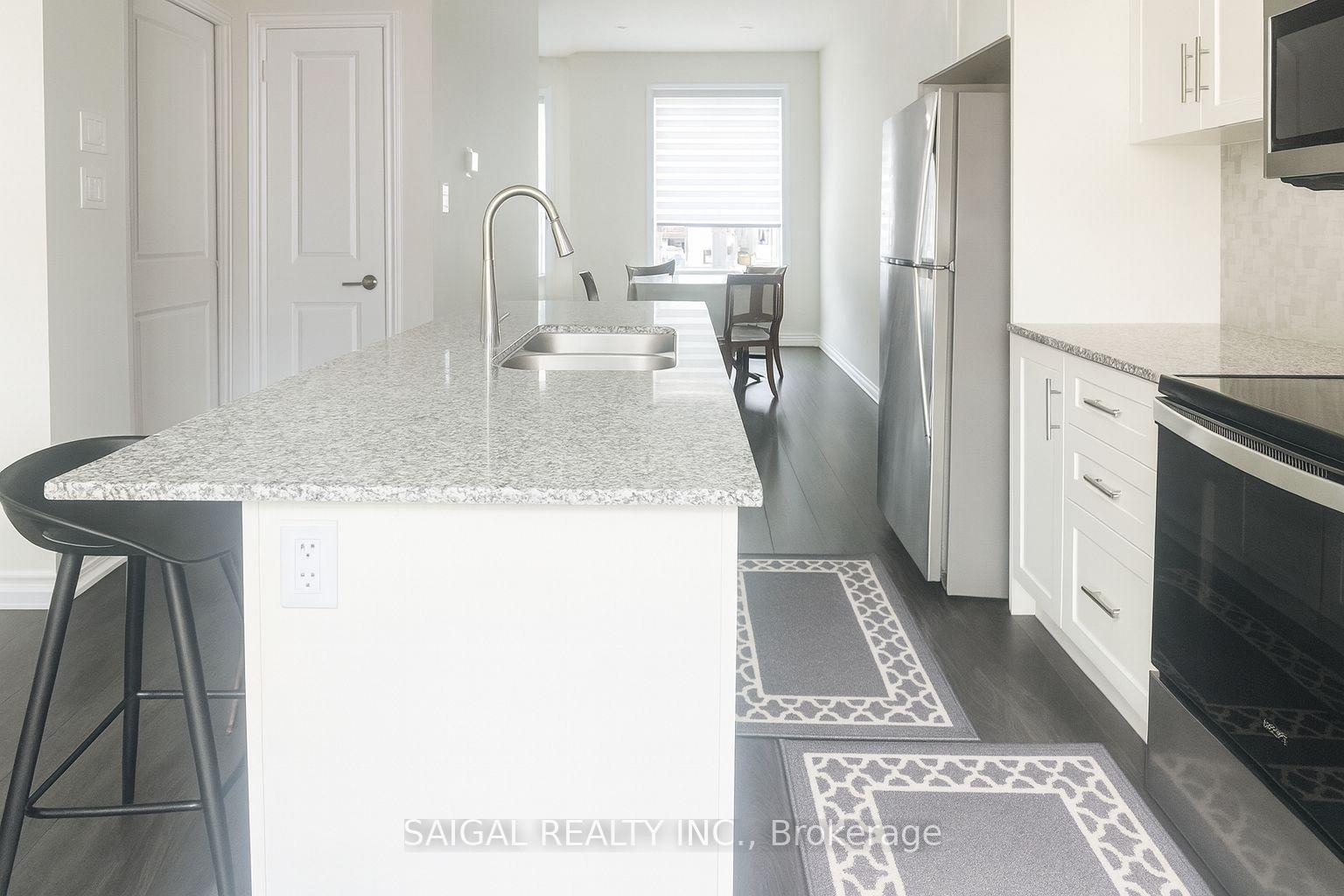 Photo 4 of Unit 10, 10 Birmingham Drive, Cambridge, Hagey — HOMEH