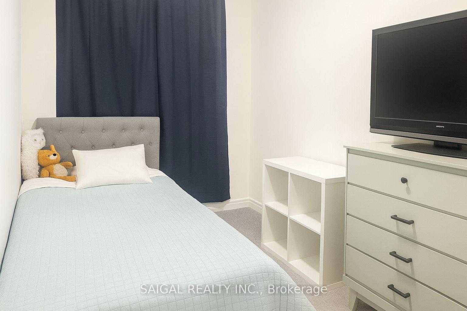 Photo 10 of Unit 10, 10 Birmingham Drive, Cambridge, Hagey — HOMEH