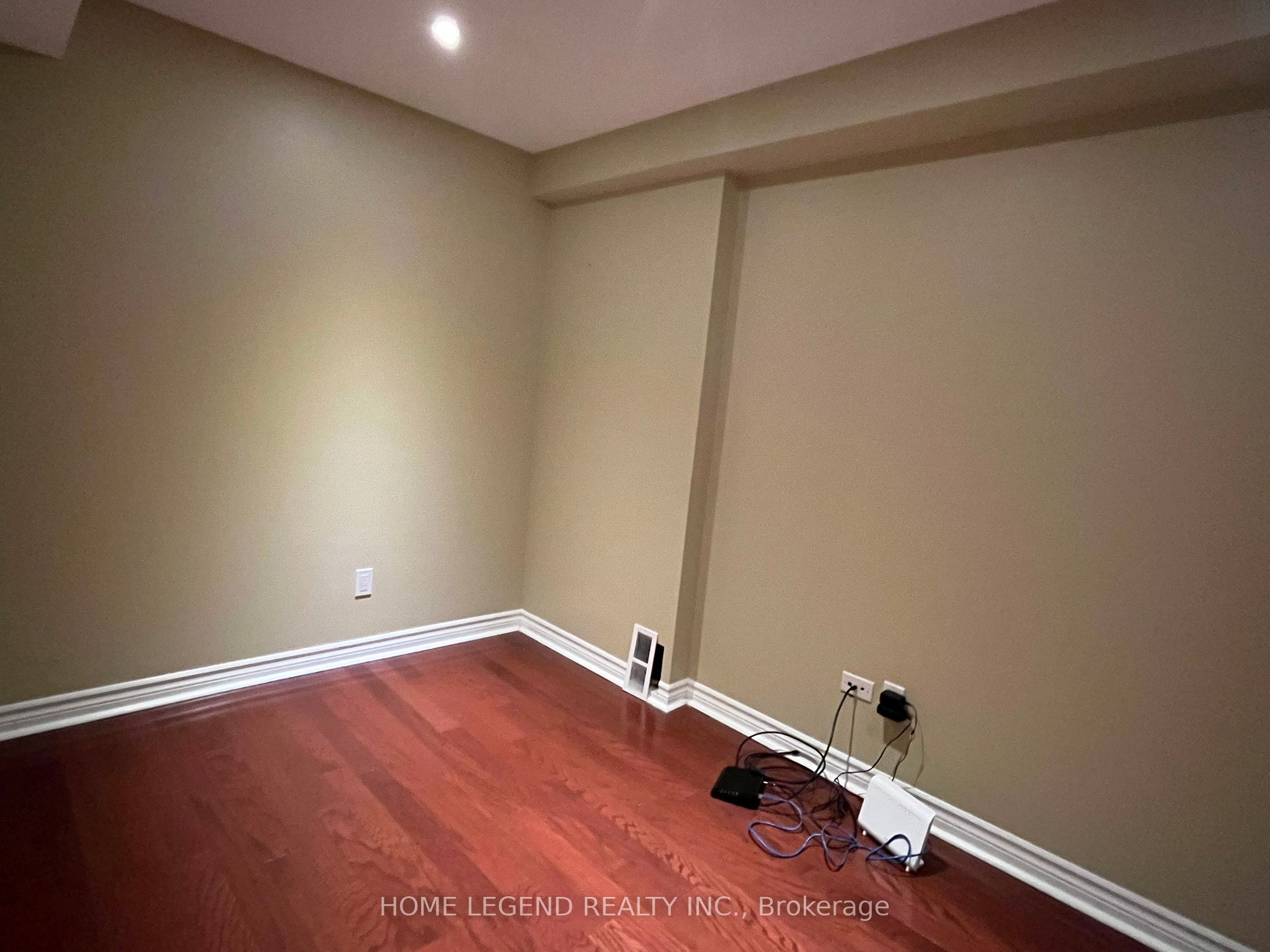 Photo 49 of 108 Viscount Drive, Markham, Berczy — HOMEH