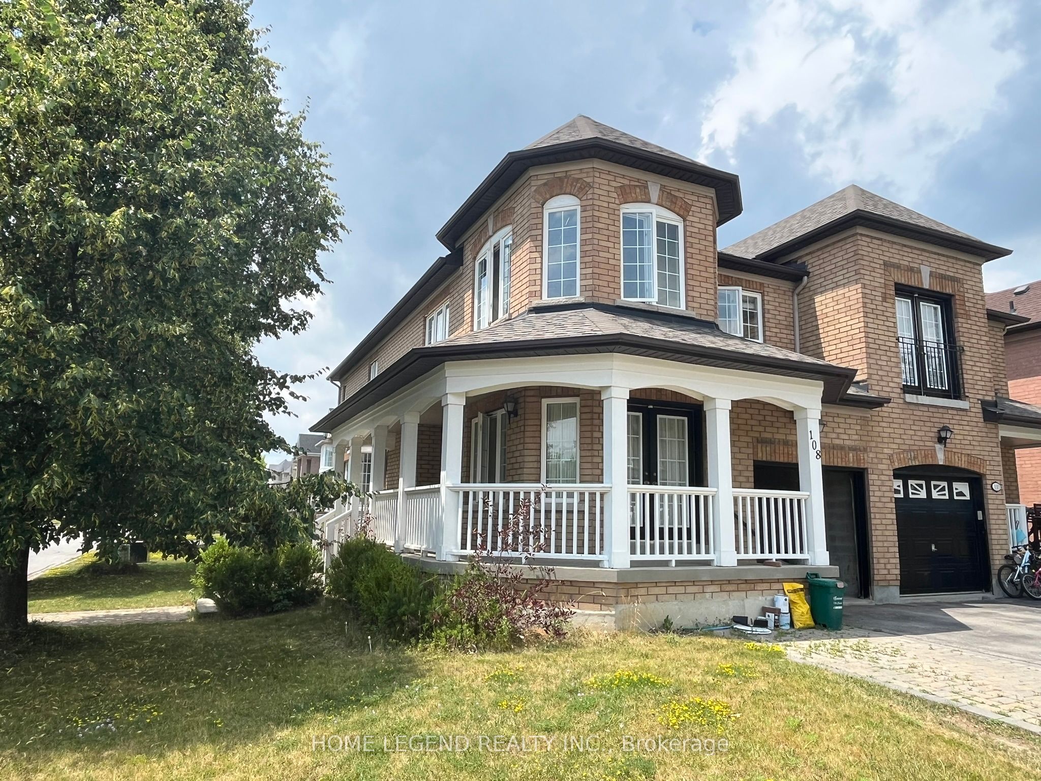 Photo 29 of 108 Viscount Drive, Markham, Berczy — HOMEH