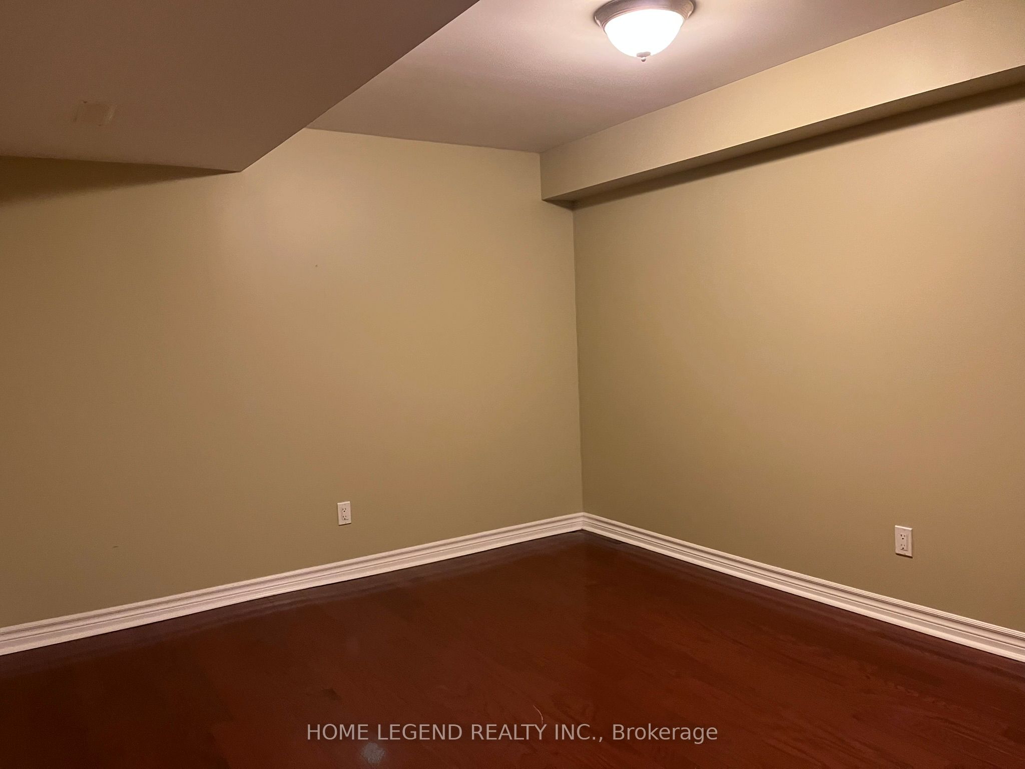 Photo 48 of 108 Viscount Drive, Markham, Berczy — HOMEH