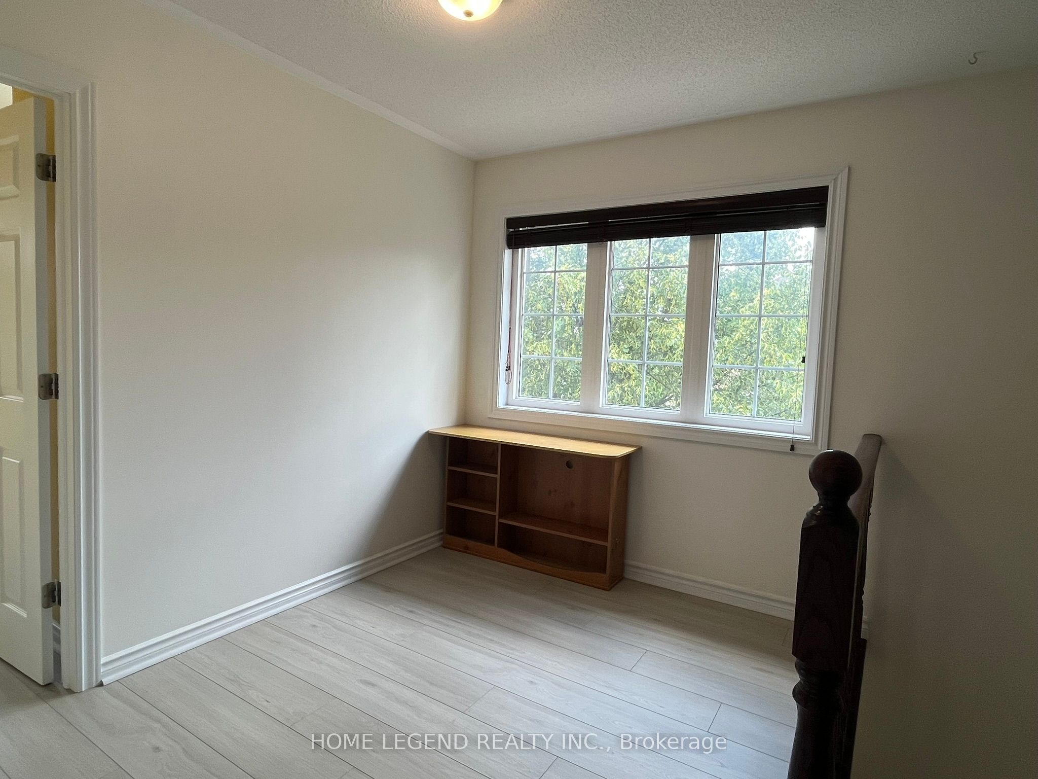 Photo 38 of 108 Viscount Drive, Markham, Berczy — HOMEH