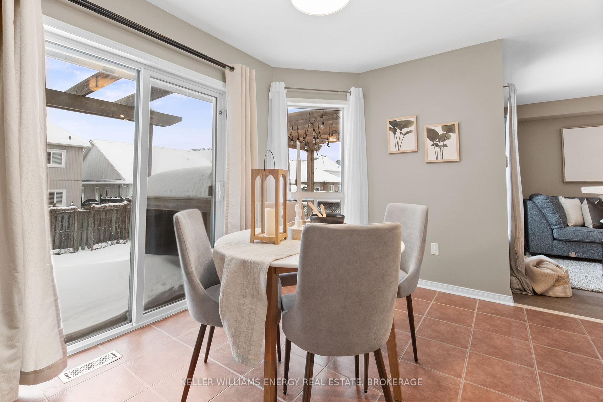 Photo 7 of 51 Laking Drive, Clarington, Newcastle — HOMEH