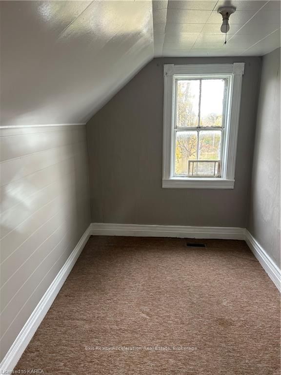 Photo 24 of 3207 John Martin Road, Frontenac, Frontenac South — HOMEH