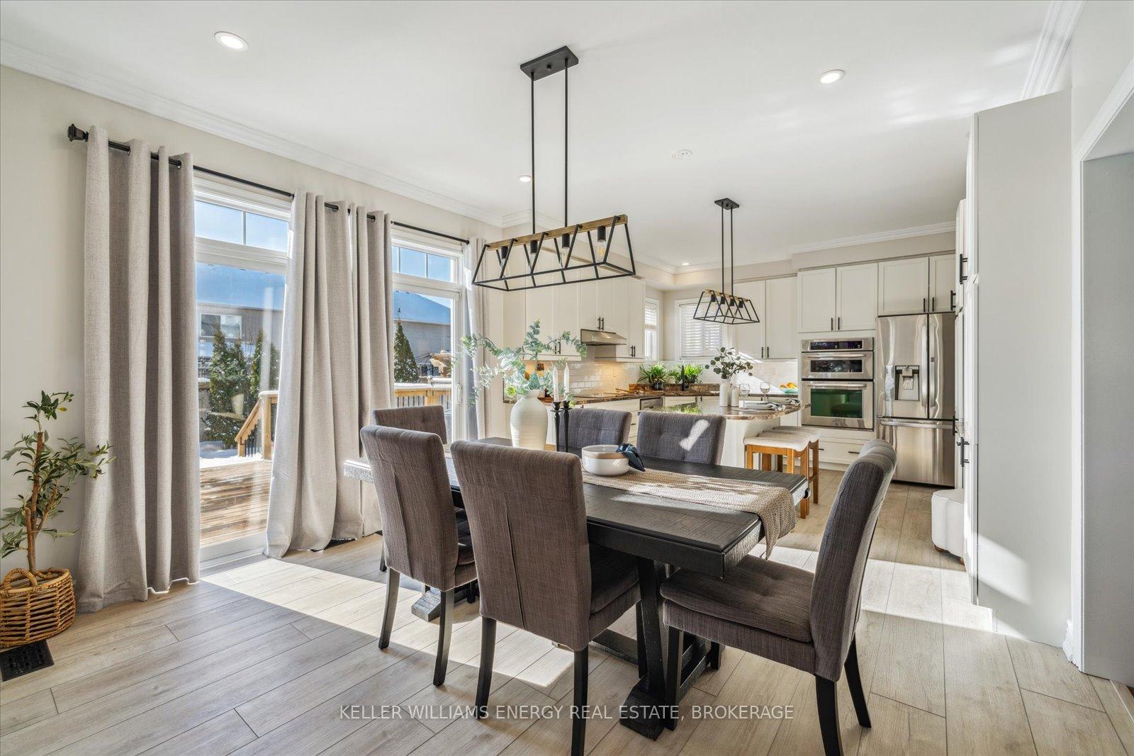 Photo 9 of 11 Brough Court, Clarington, Bowmanville — HOMEH