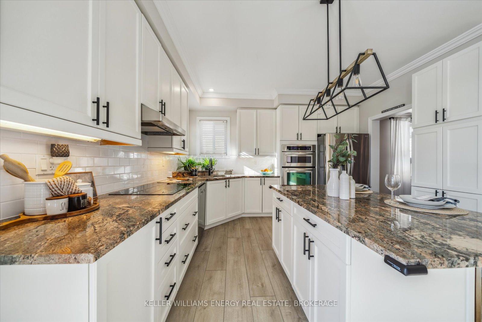 Photo 11 of 11 Brough Court, Clarington, Bowmanville — HOMEH